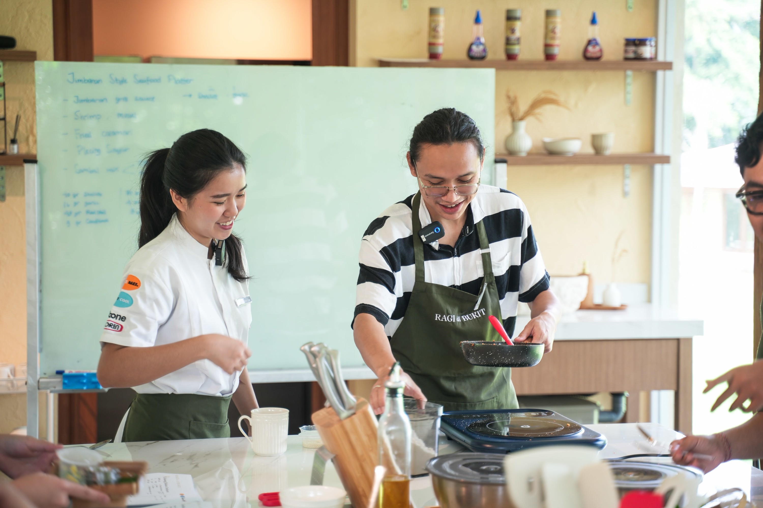Balinese Cooking Experience: Make Traditional Klepon & Pisang Rai