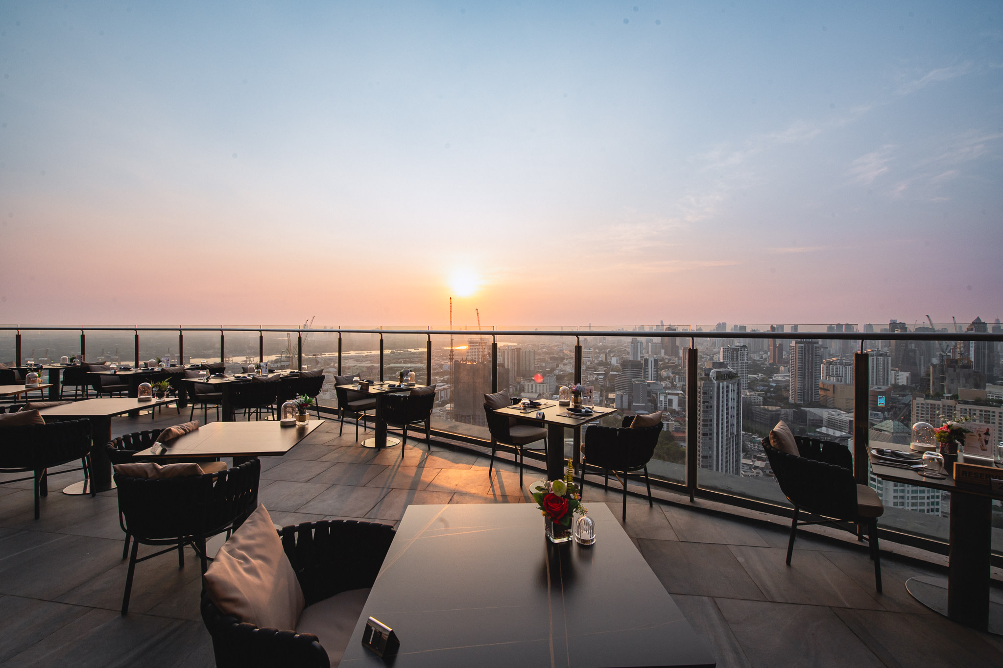 Cielo Sky Bar & Restaurant Rooftop