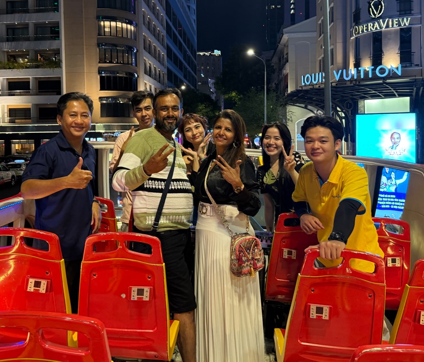 西貢雙層巴士夜遊之旅（含城市景觀）