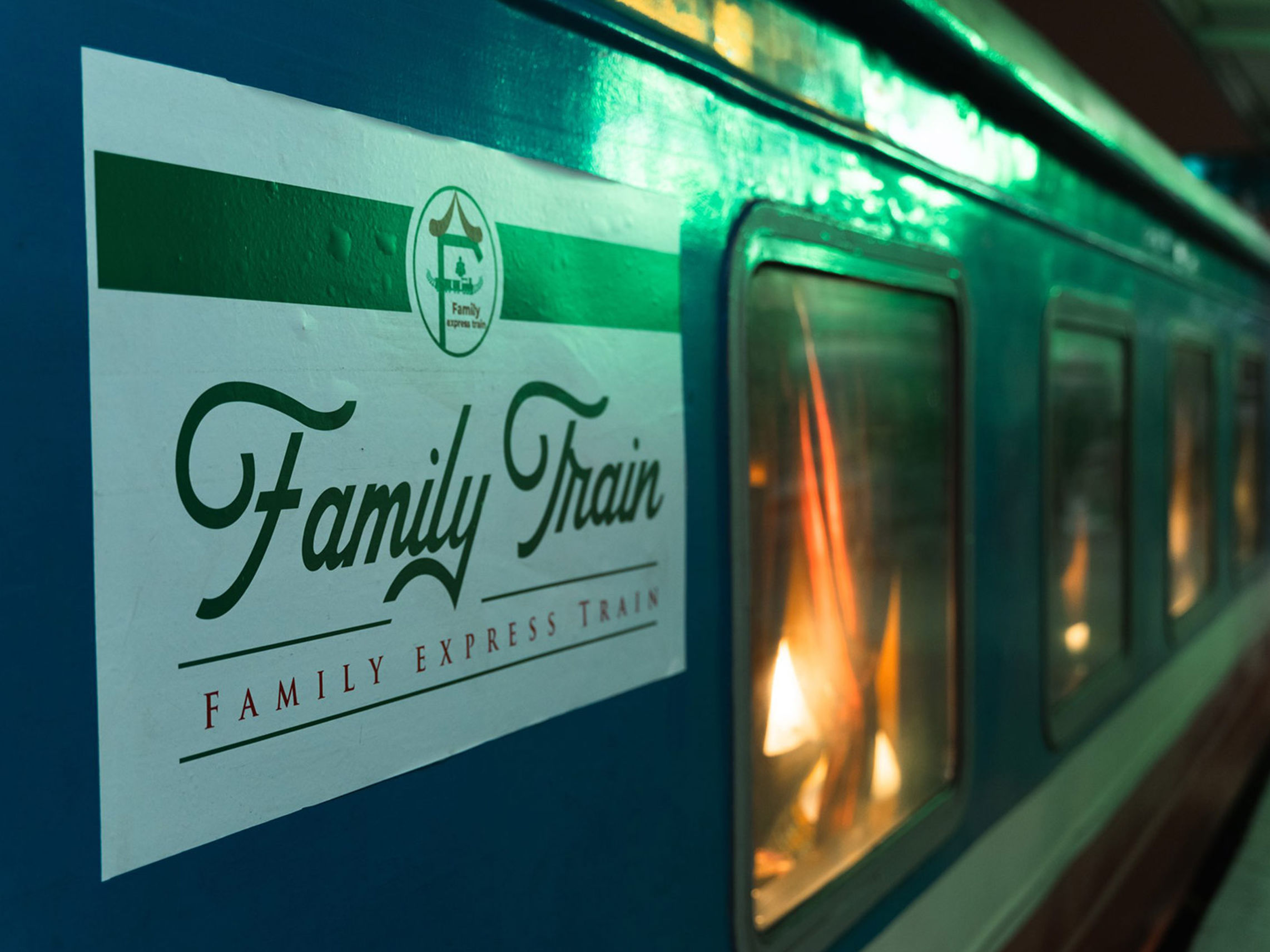 Hanoi to Lao Cai Sleeper Train By Family Express Train