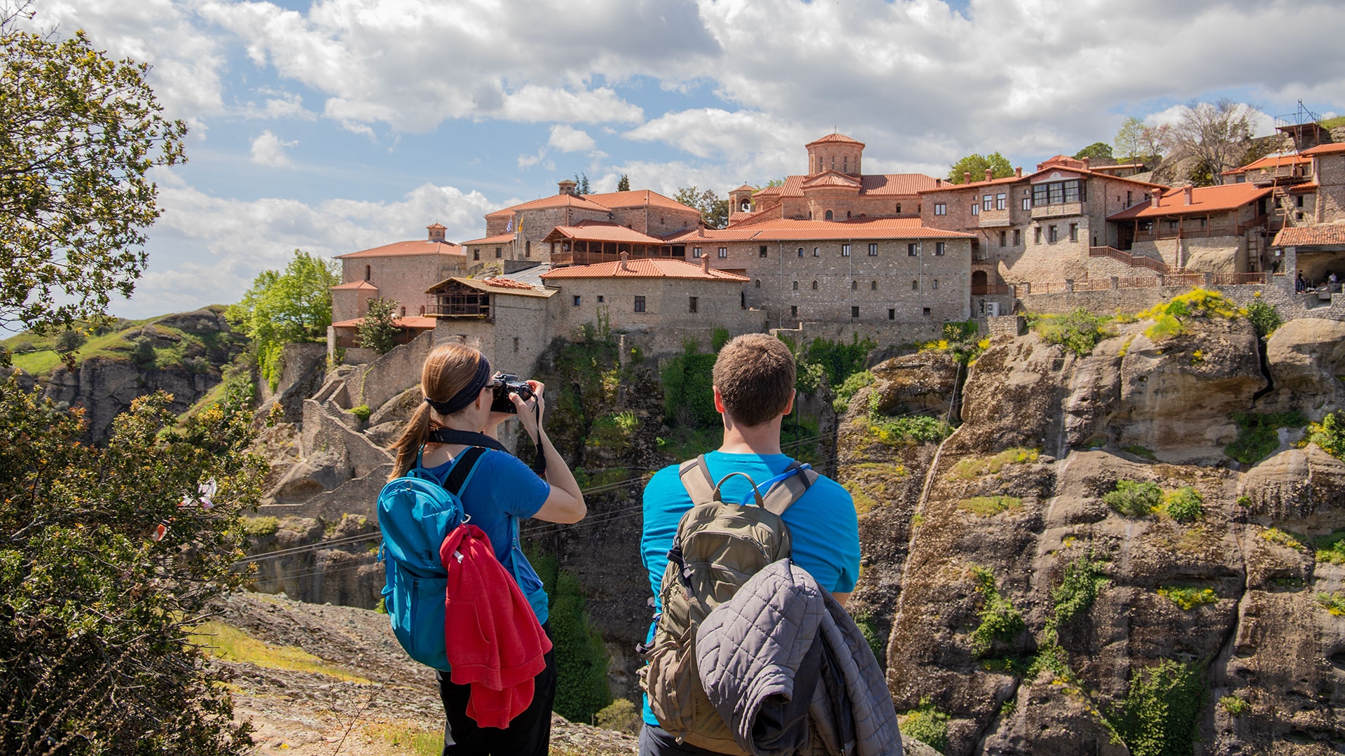 梅特歐拉（Meteora）健行遊，從卡拉巴卡或卡斯特拉奇出發，並參觀修 monastery