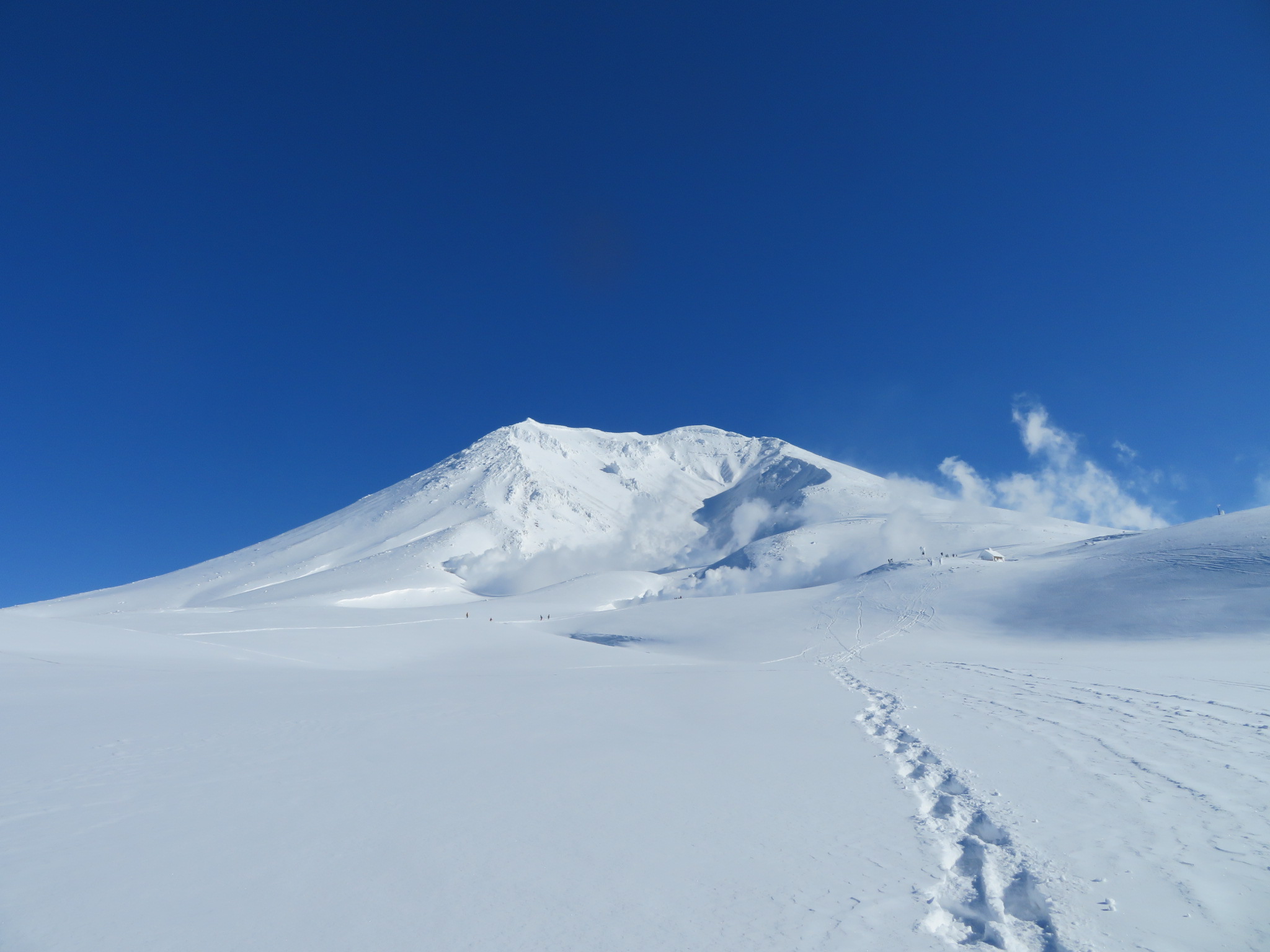 旭嶽雪鞋徒步之旅（含粉雪體驗）