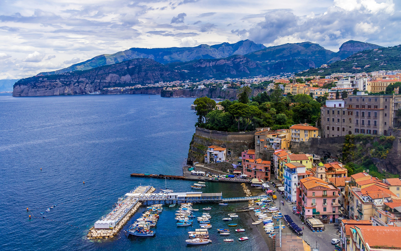 Pompeii & Sorrento Full-Day Guided Tour from Rome