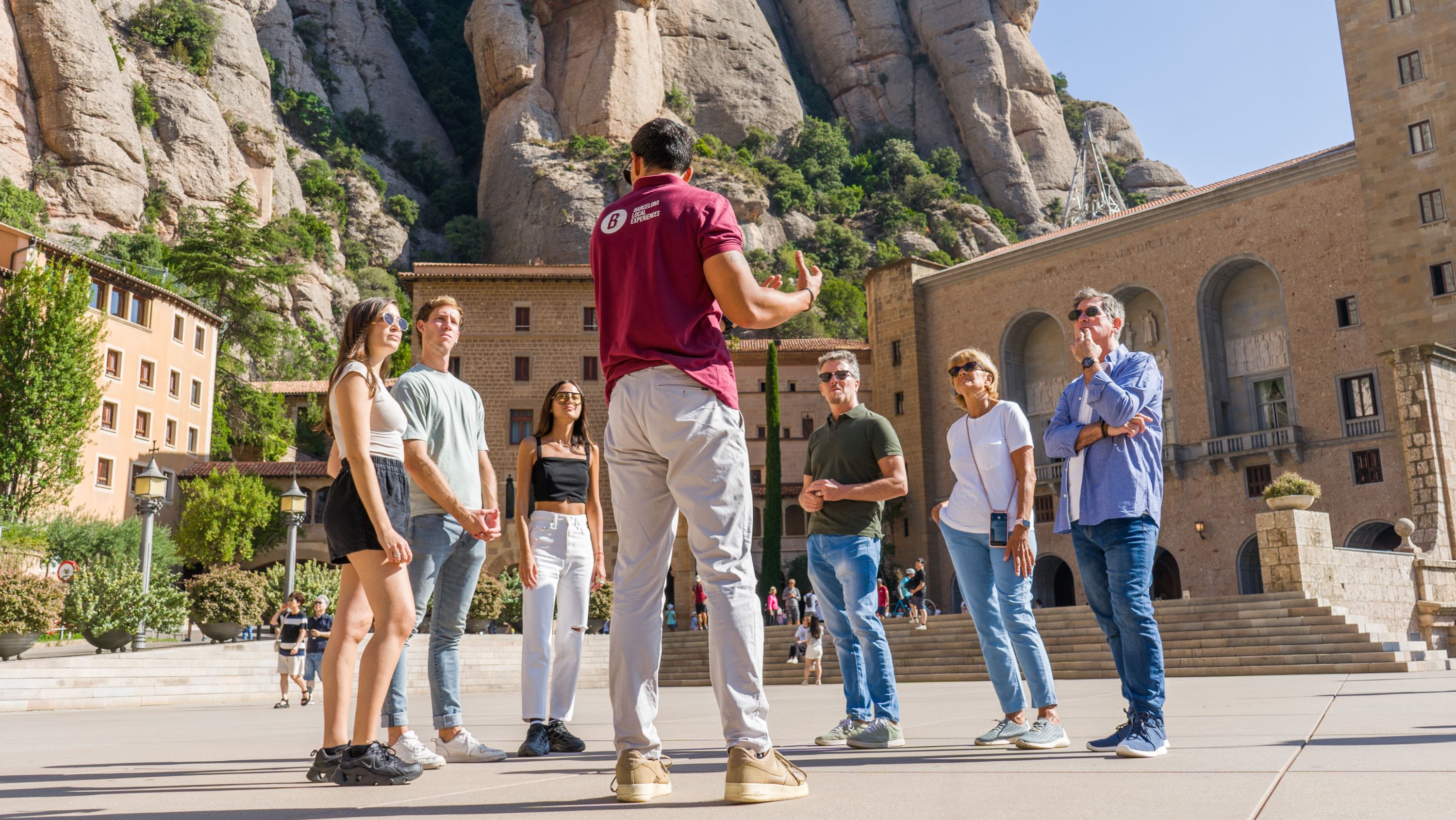 Barcelona Montserrat Monastery Full-Day Big Group Tour