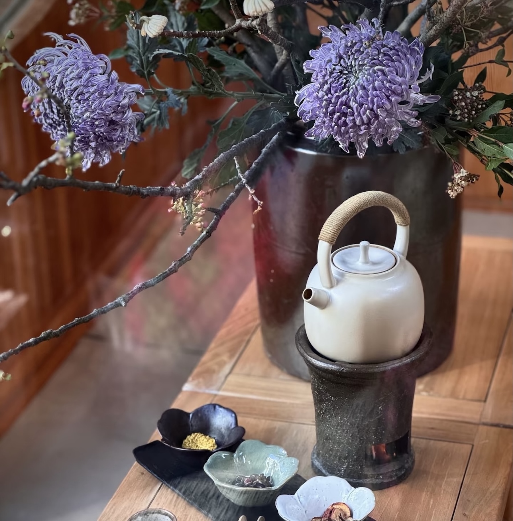 Eatwith - Experience the aesthetics of tea art in a Chinese courtyard in Beijing with professional teachers