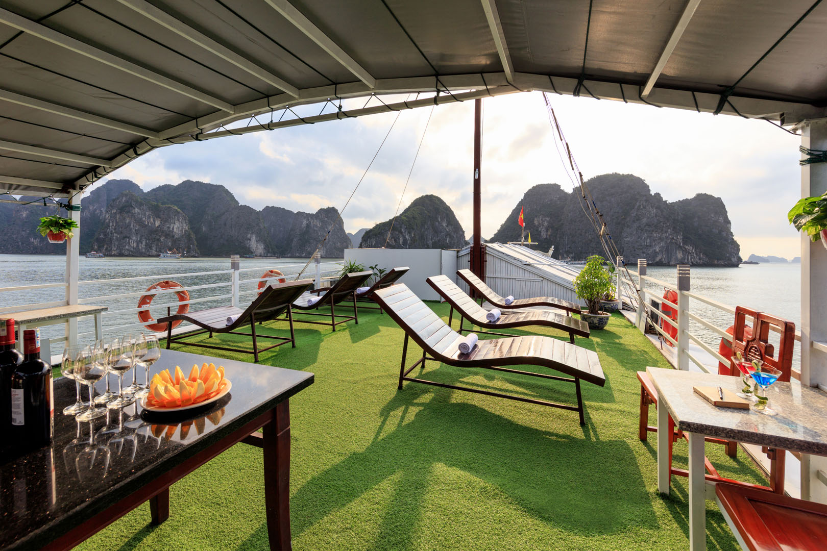 【新路線2】下龍灣2天1夜巡航之旅（Cozy Bay Classic Cruise提供）