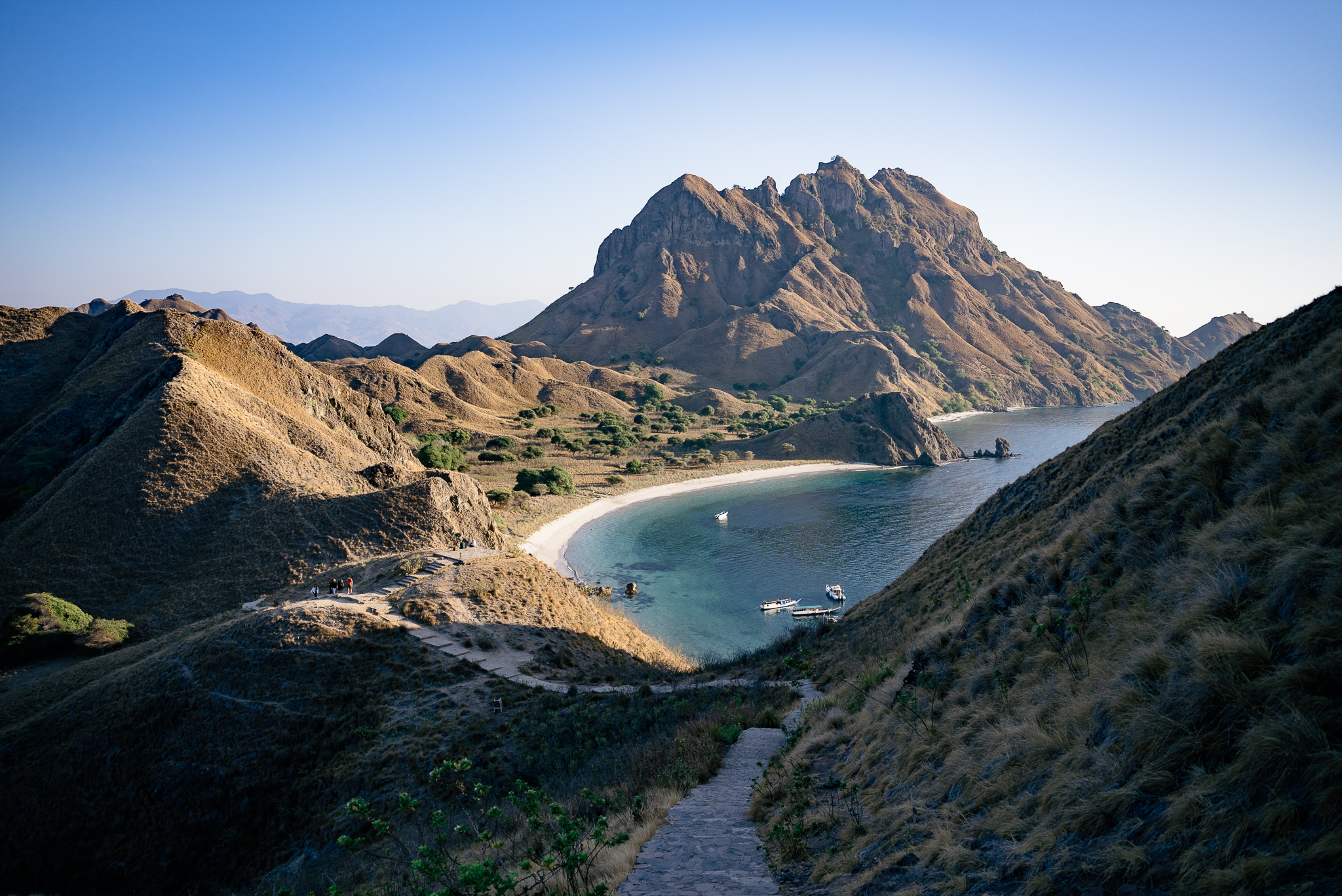Private Komodo Day Adventure to 6 Destinations
