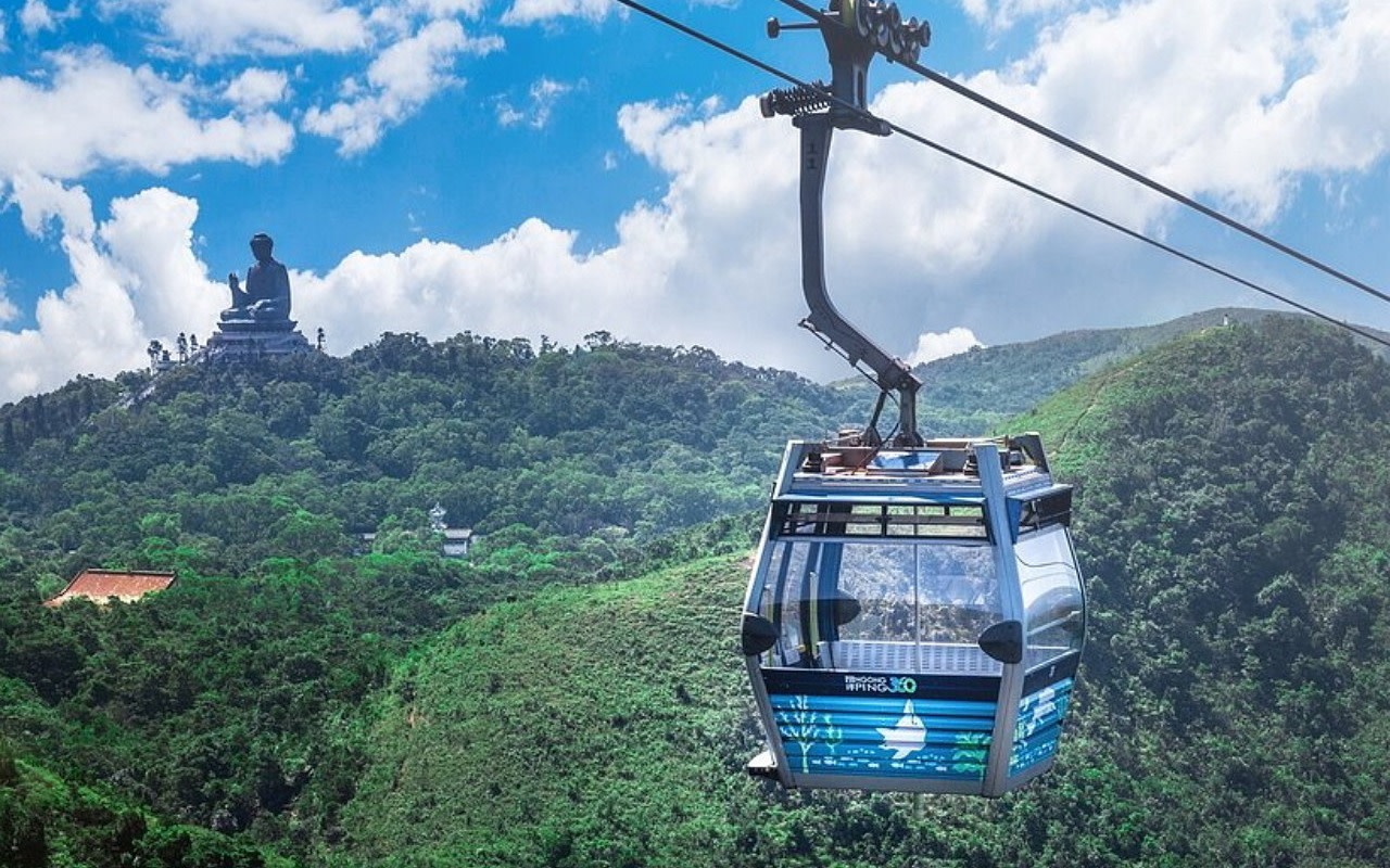 Ngong Ping 360 Cable Car with city transfer and priority boarding