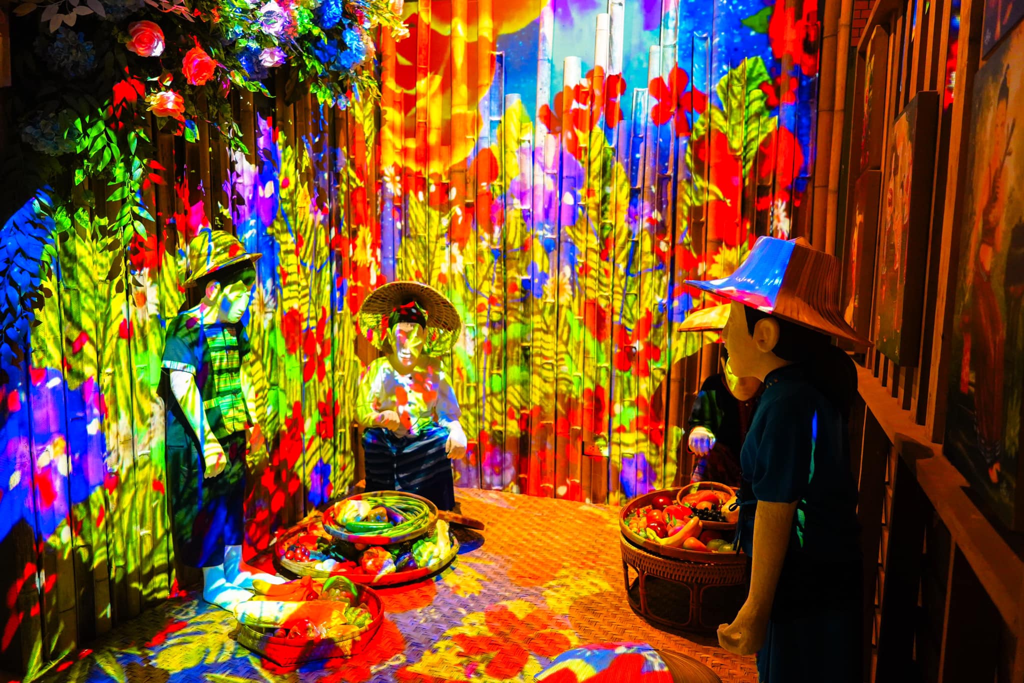 漫步於蘭納專區，驚嘆於蘭納王國精緻的藝術與文化。