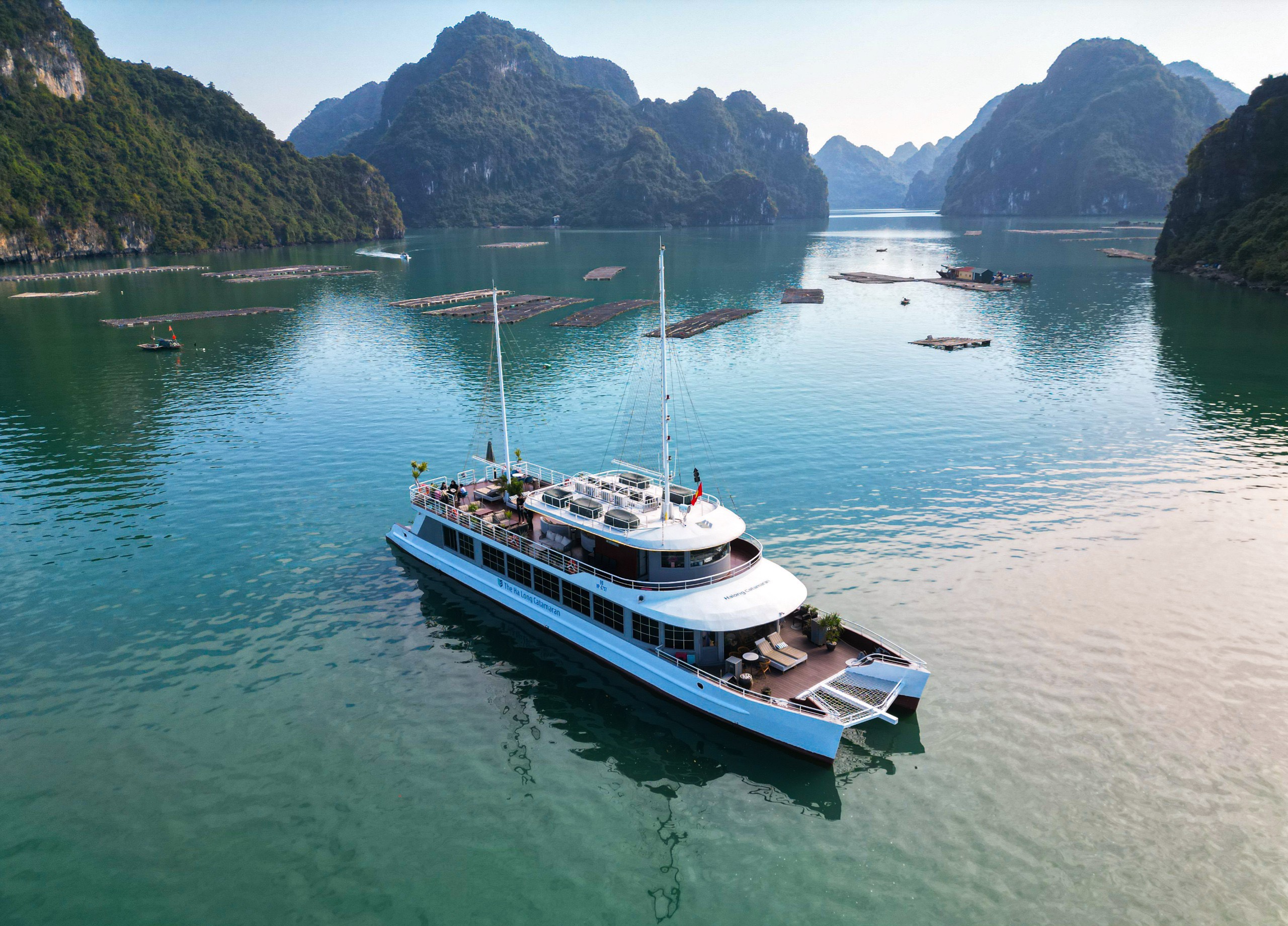Cat Ba Catamanra Day Cruise: Lan Ha Bay & Viet Hai Village