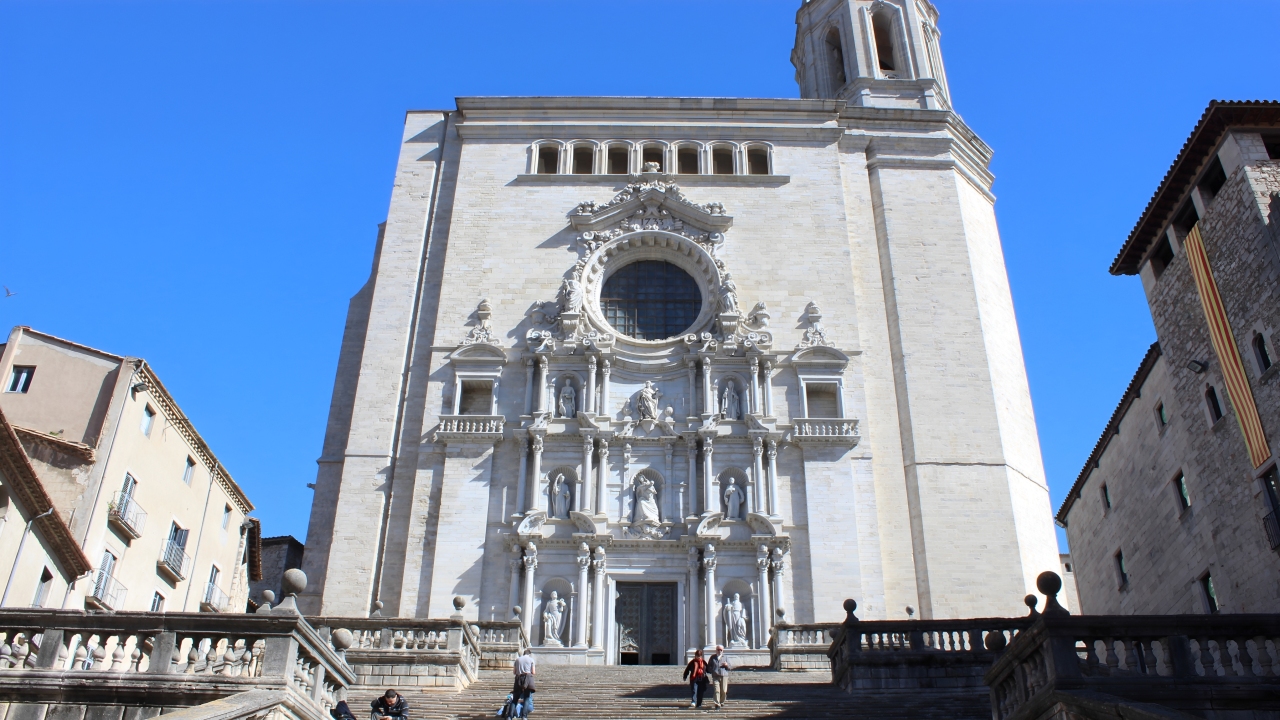 Walk through Girona’s medieval streets filled with charm and timeless history
