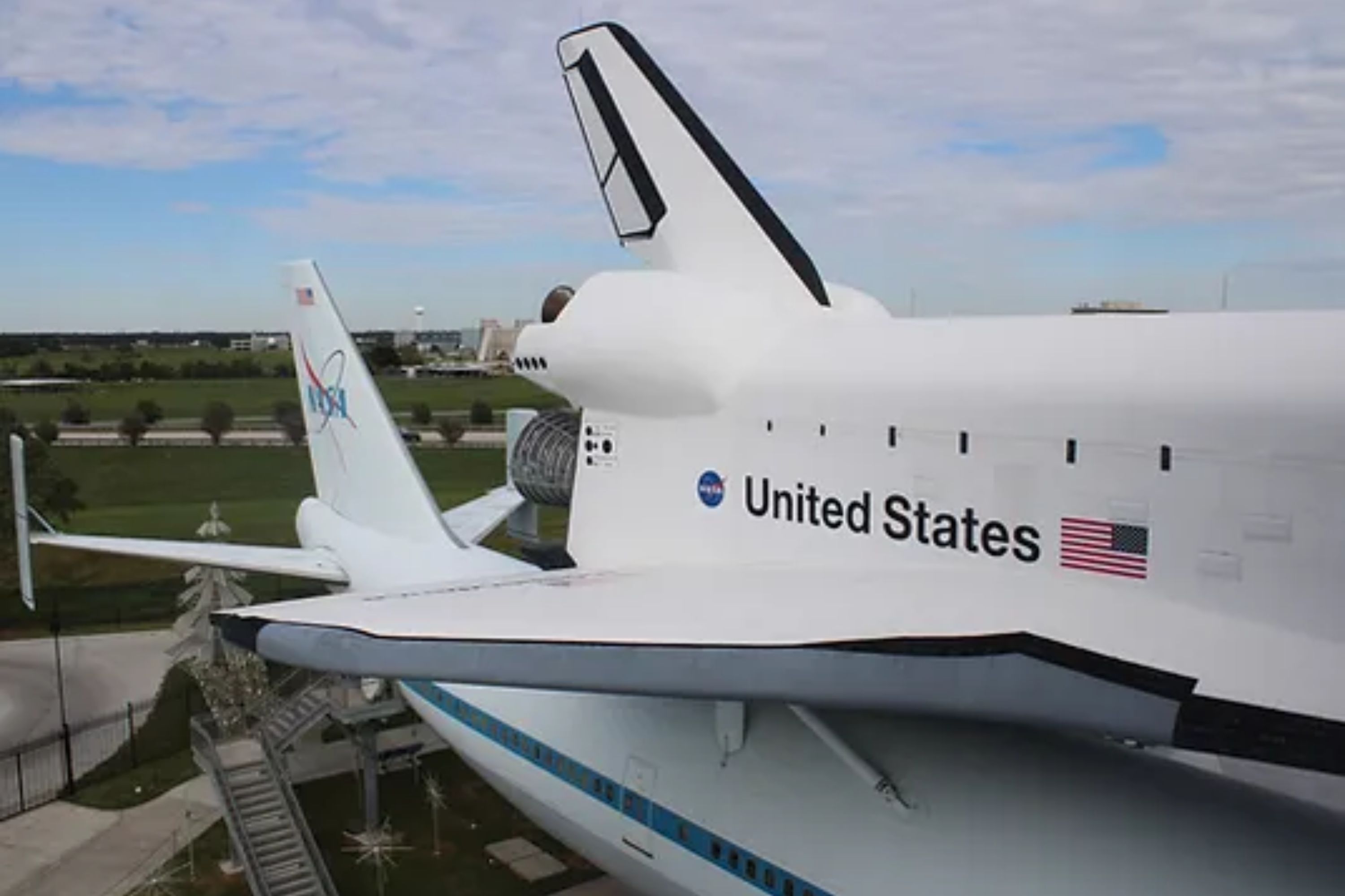 休士頓駕車遊覽（含 NASA 太空中心門票及接送）