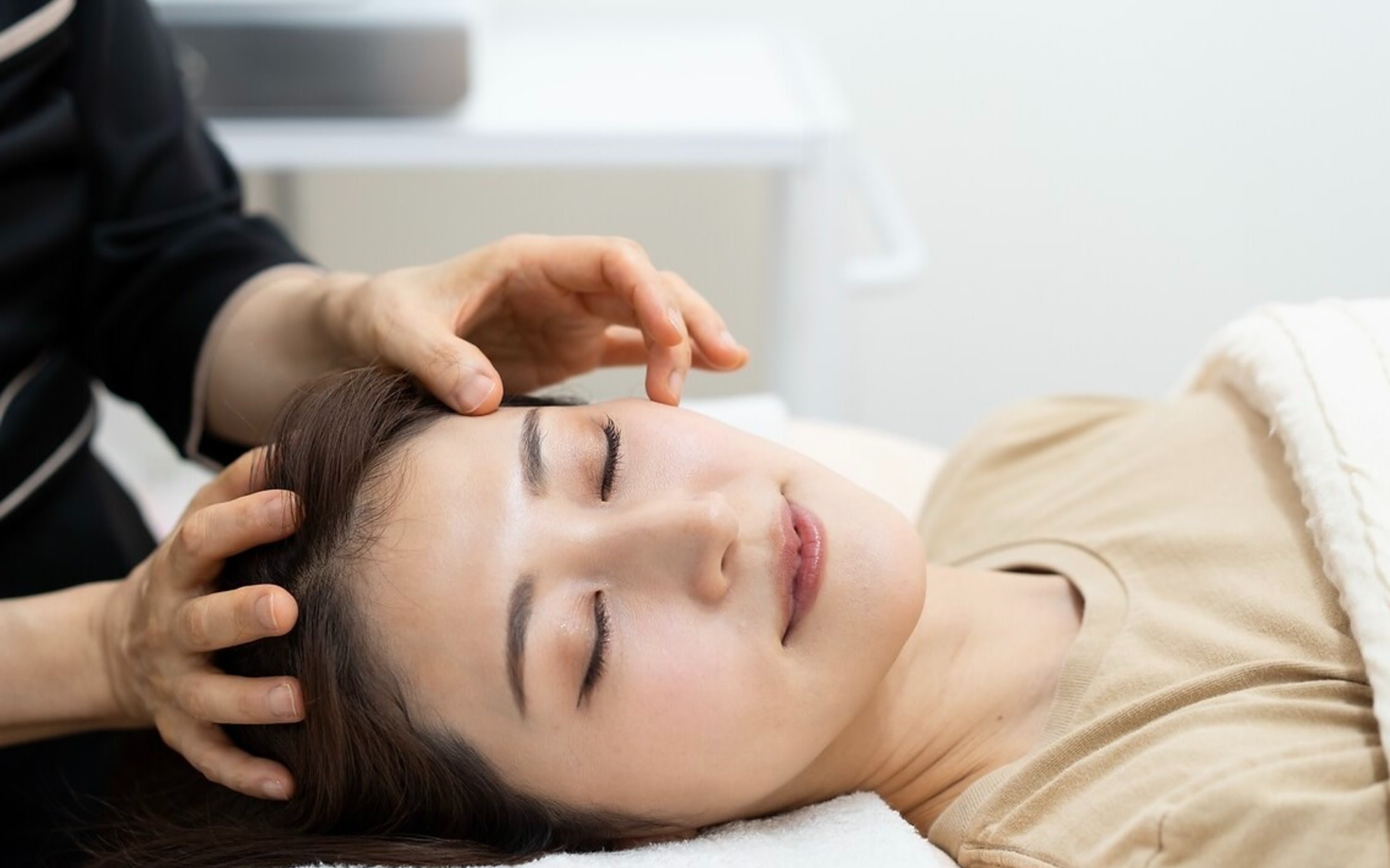 "Olino", a small face beauty treatment salon in Nogizaka, Tokyo.