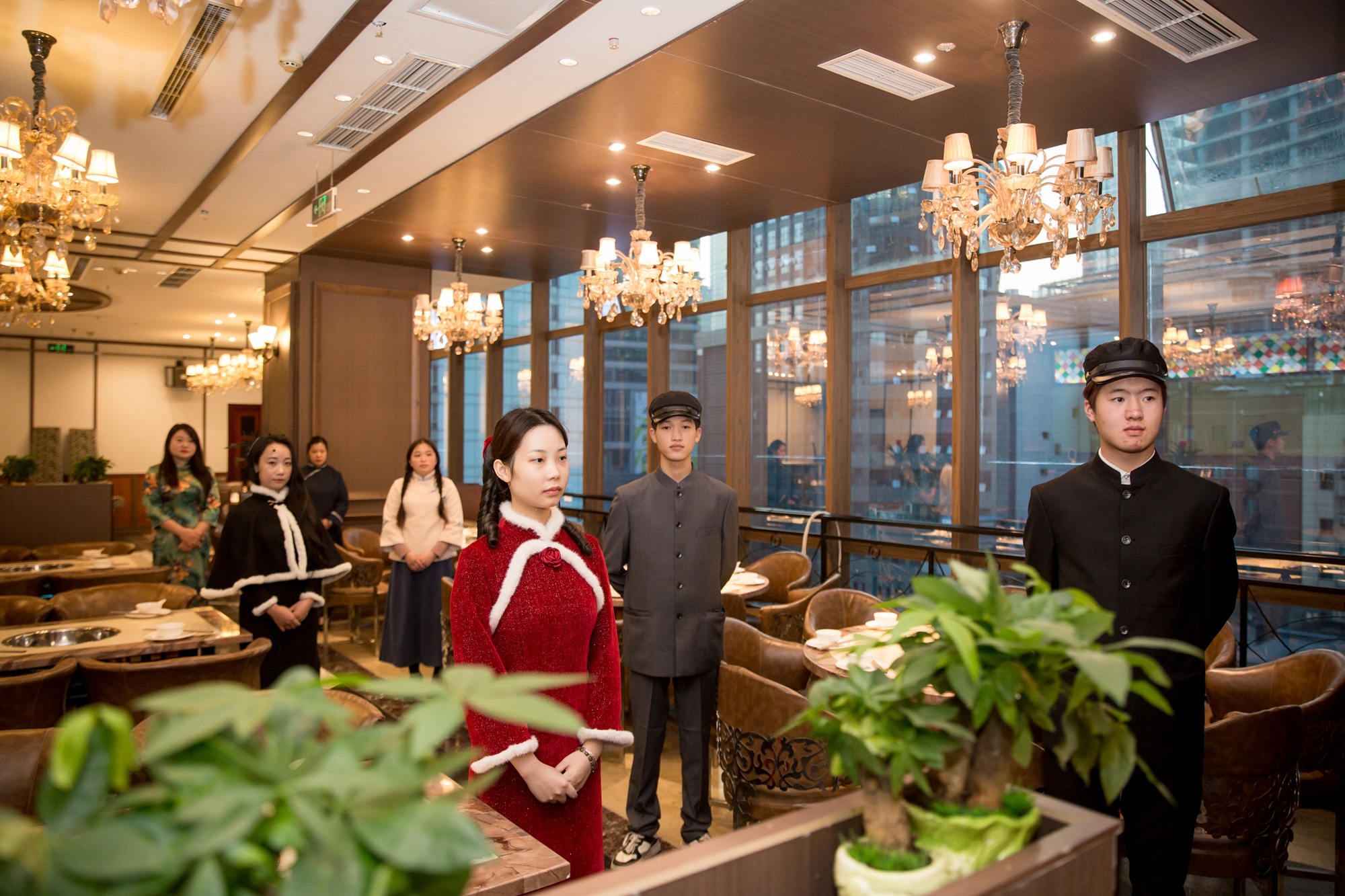 重慶1941自助火鍋餐廳（重慶特色火鍋+菜品多樣+民國風環境氛圍+不定期歌舞表演+聚會絕佳地）