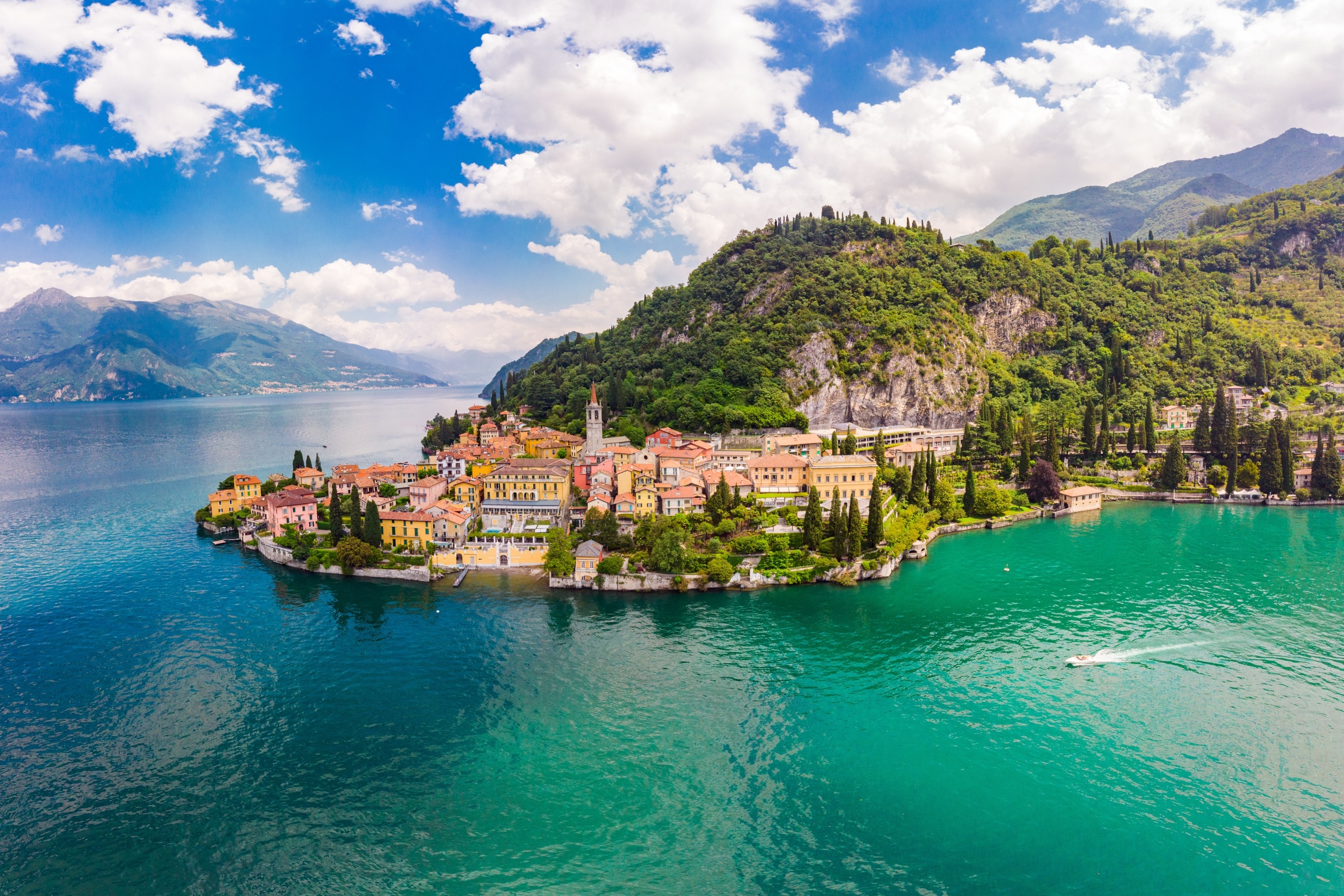 Como, Lugano and Bellagio Exclusive Boat Cruise from Milan