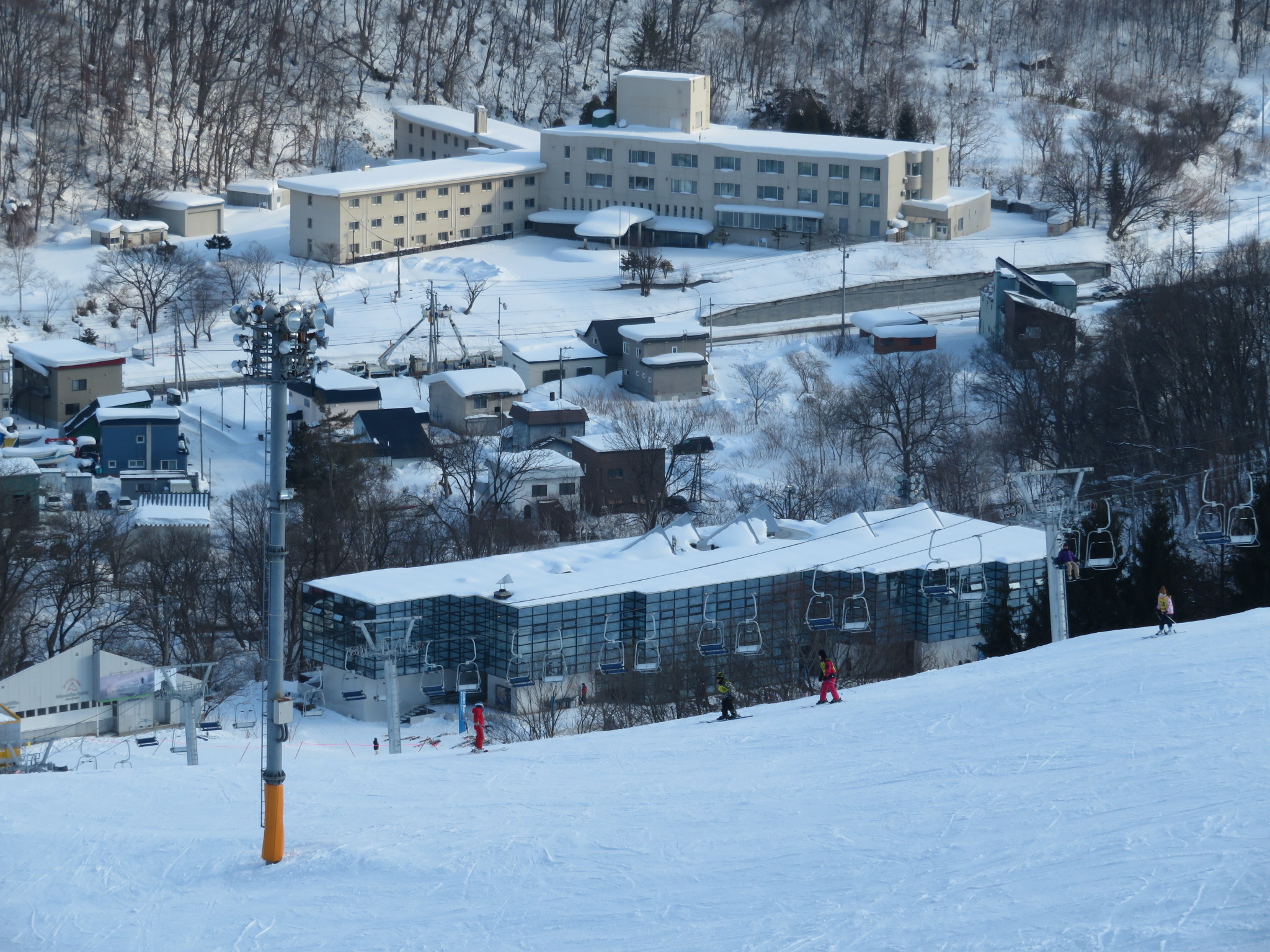 小樽朝里川溫泉滑雪場 1日纜車票 & 租借套裝