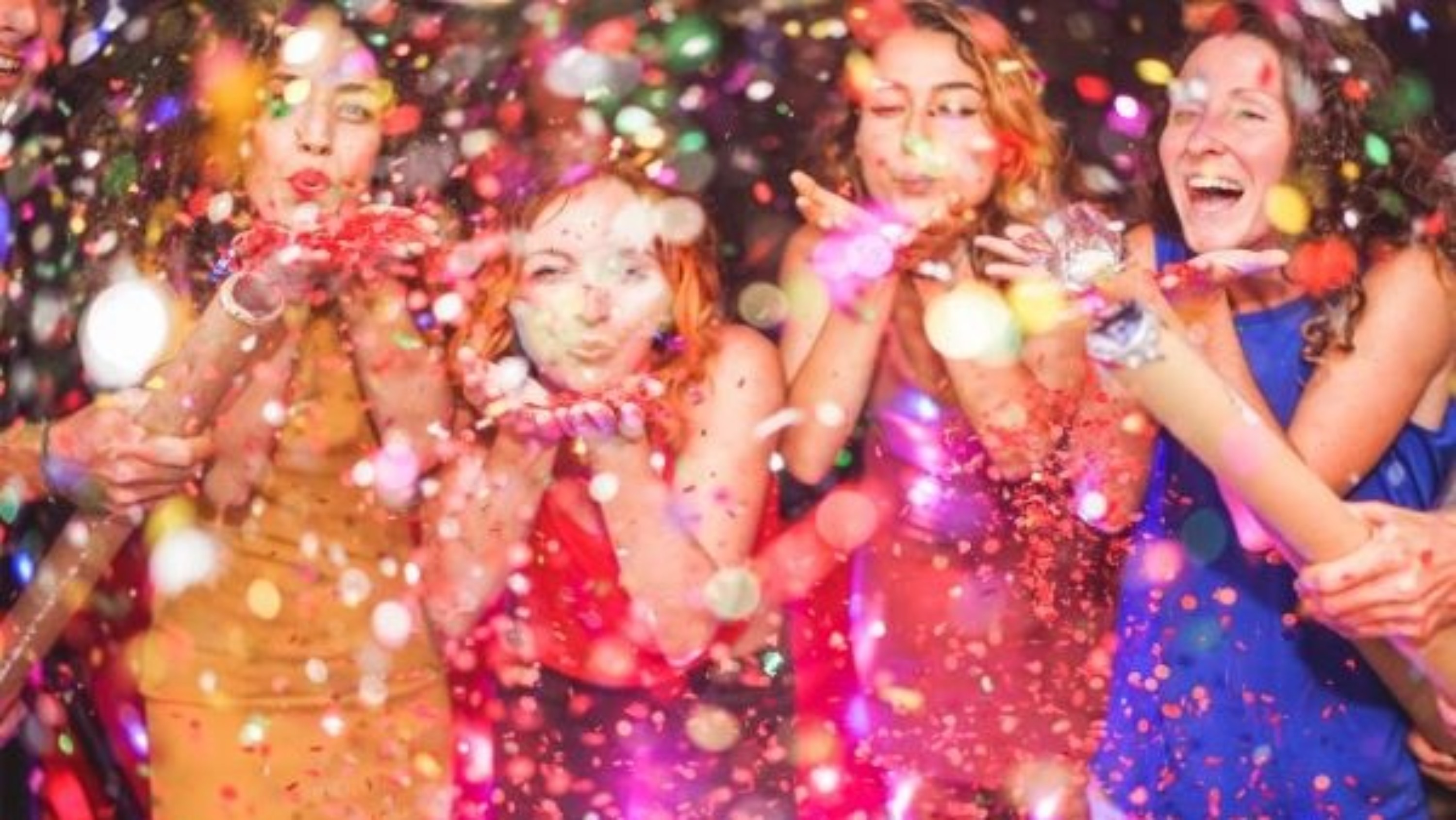 隨著 2025 年托馬斯·多吉特 (Thomas Doggett) 遊輪的響起，陶醉在倫敦天際線的精彩之中！