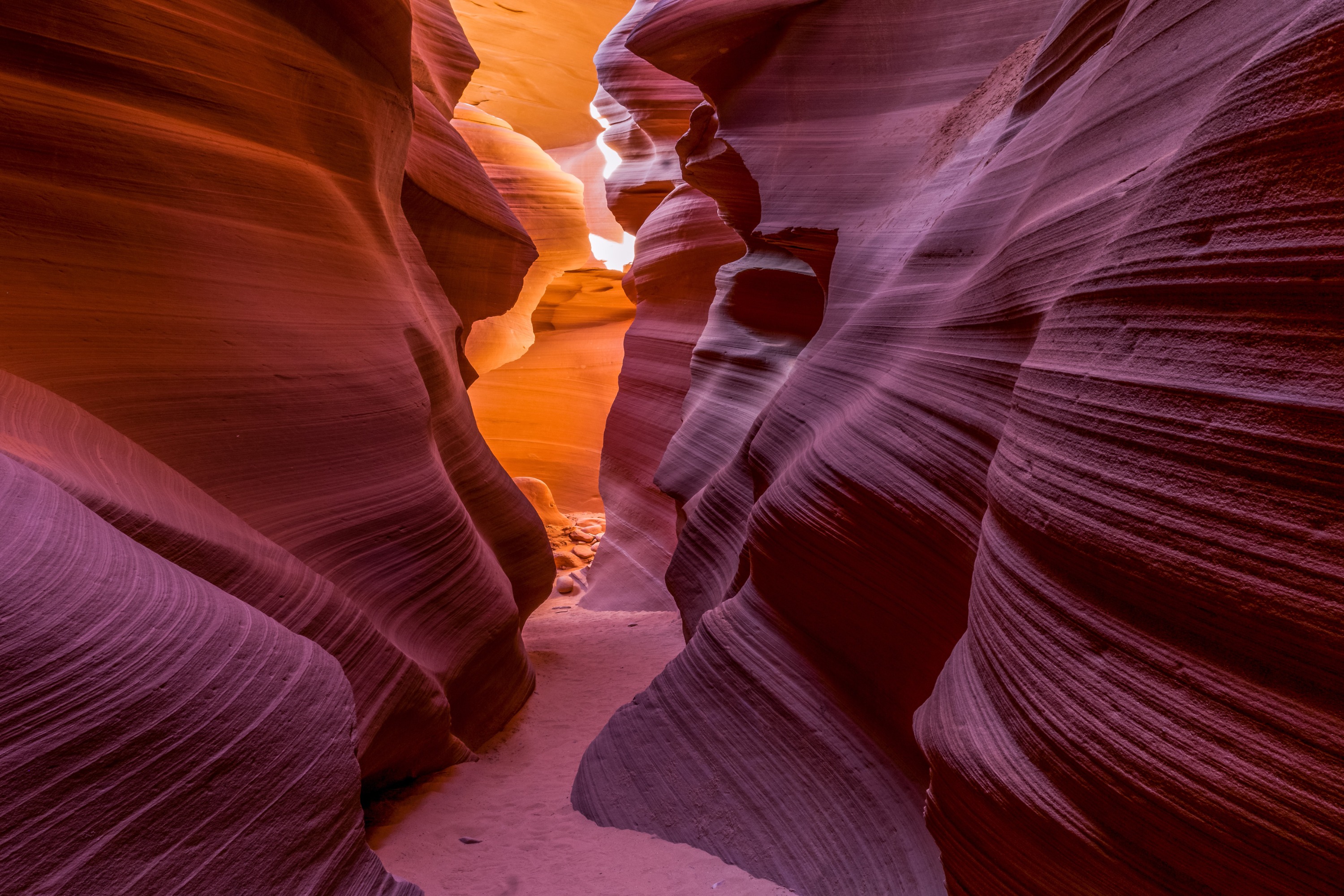 下羚羊峽谷 (Lower Antelope Canyon) 導覽遊
