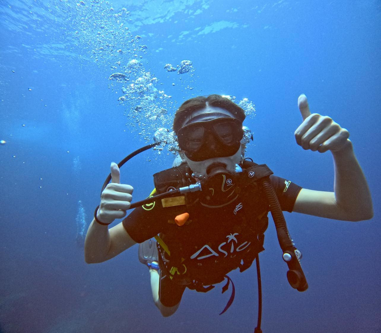 帕岸島 PADI 五星潛水中心高氧空氣潛水員課程