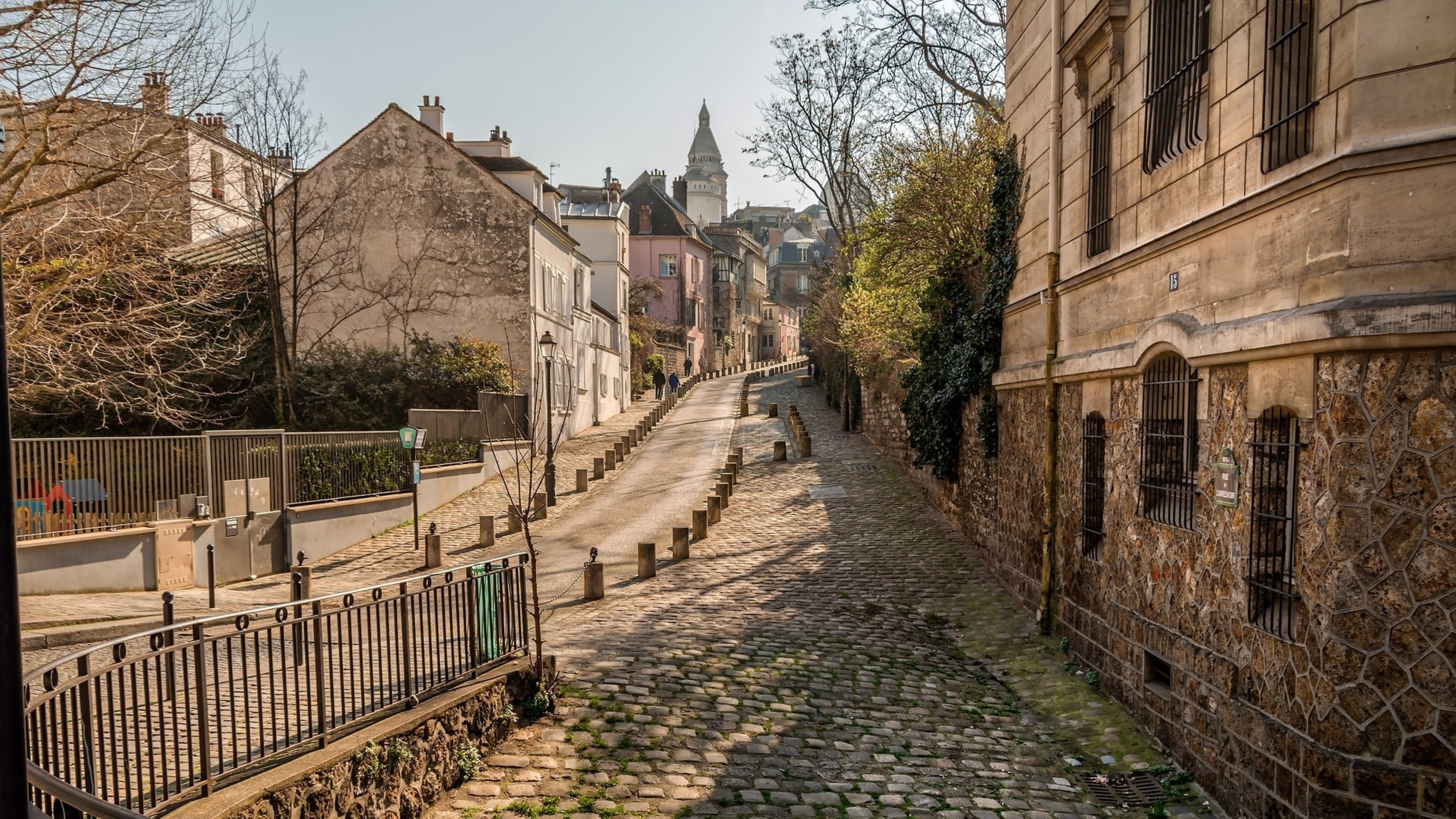 Paris Montmartre Half-Day Small Group Walking Tour