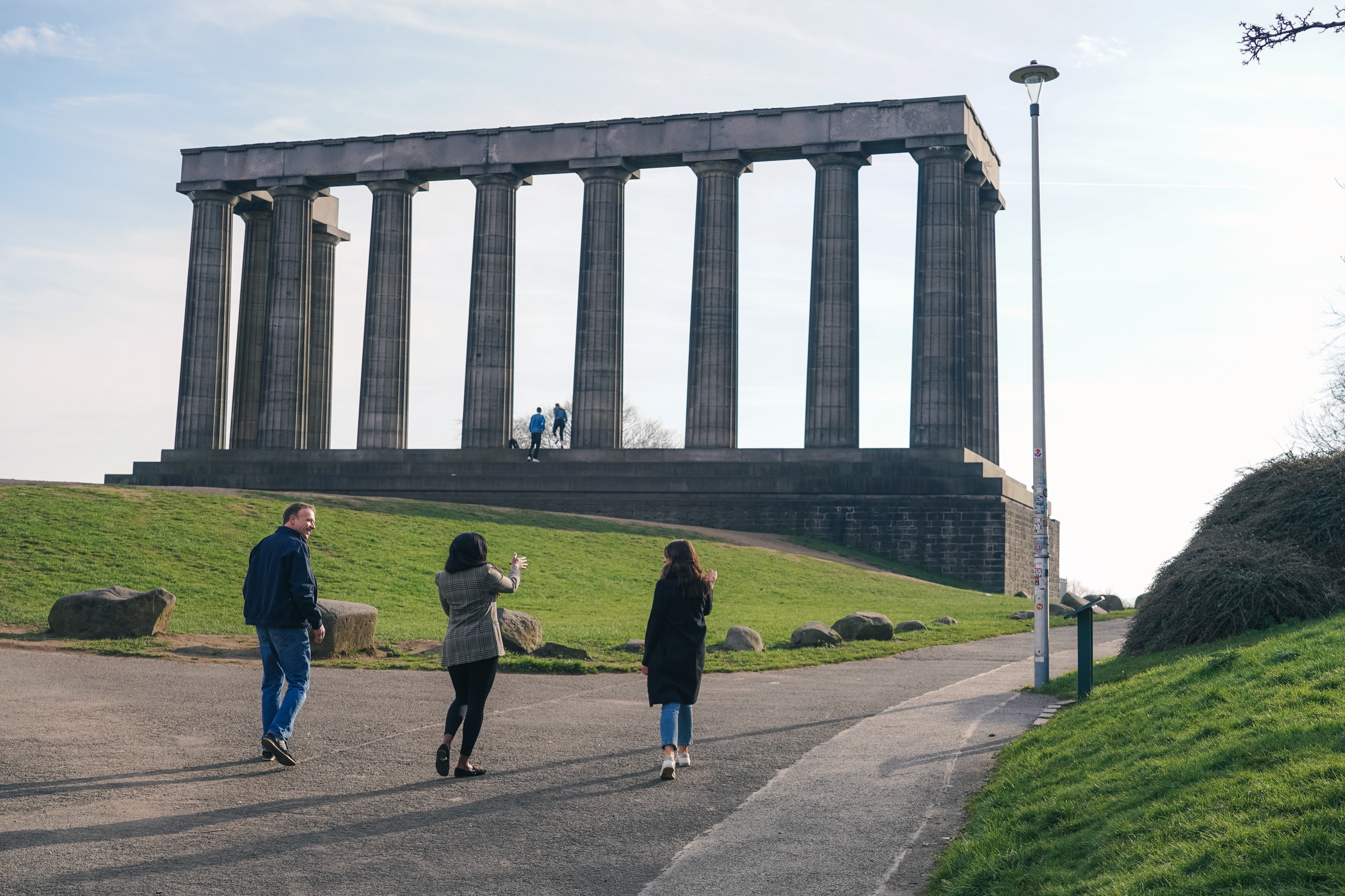 Tourist on landmark tour