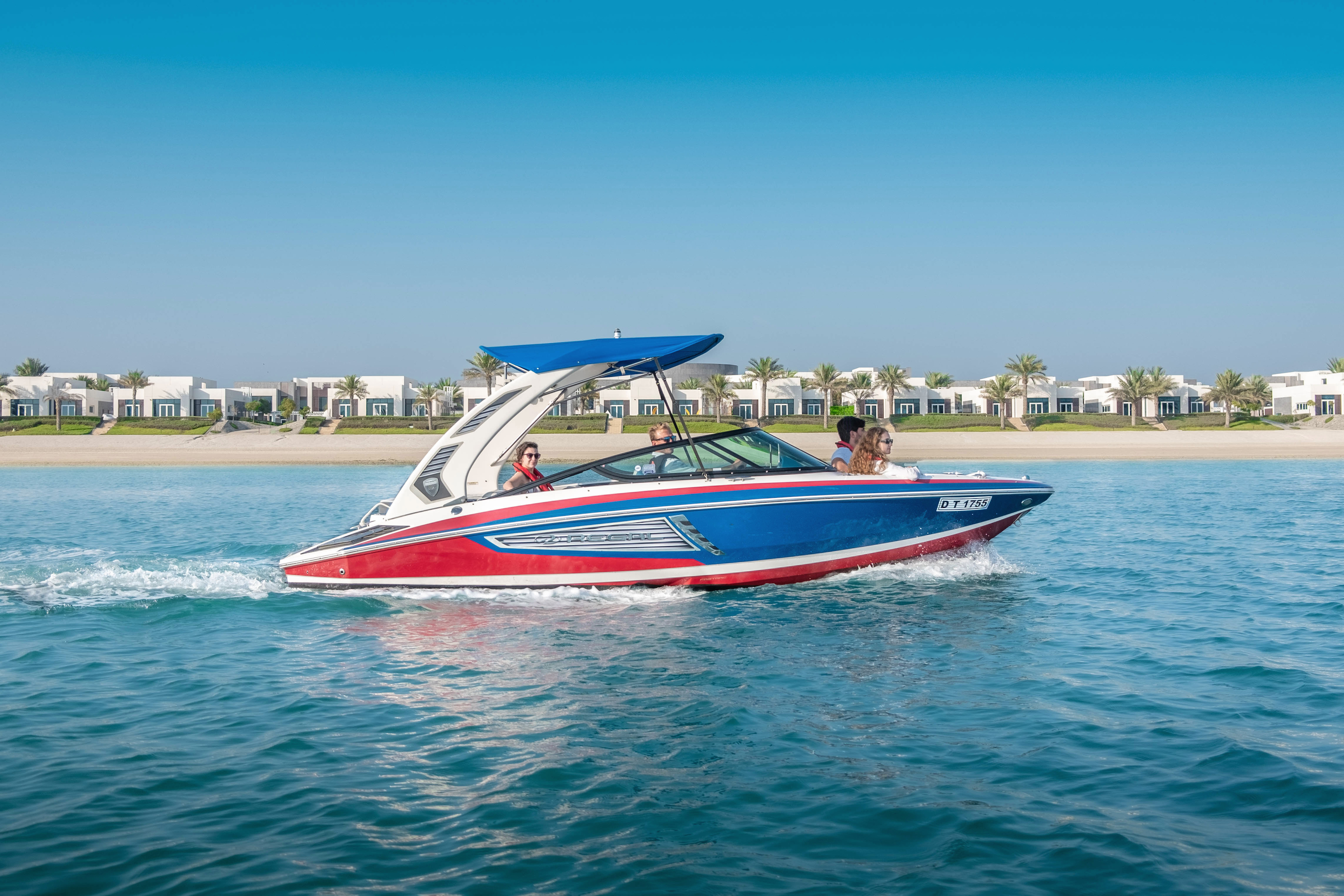 Luxury speedboat experience in Dubai