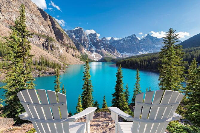 Calgary Lake Louise, Moraine Lake & Peyto Lake Full-Day Tour