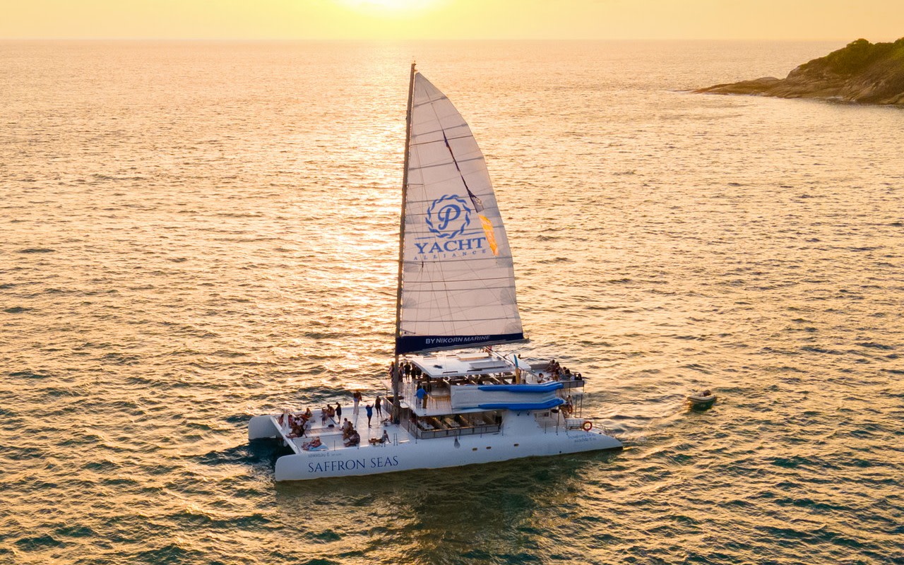 Phuket Coral Island & Promthep Cape Half-Day Tour