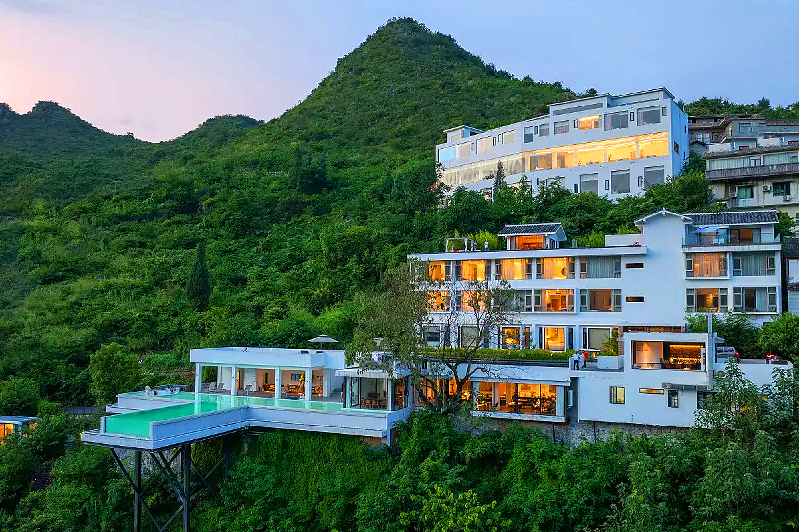 Parent-Child Outdoor | Guizhou Wild Luxury Roaming 6 Days (Sky Eye Exploration + Libo Forest Fun + Cave Hotpot + Geological Interpretation + Huangguoshu Waterfall + Libo Xiaoqikong + Xijiang Qianhu Miao Village)