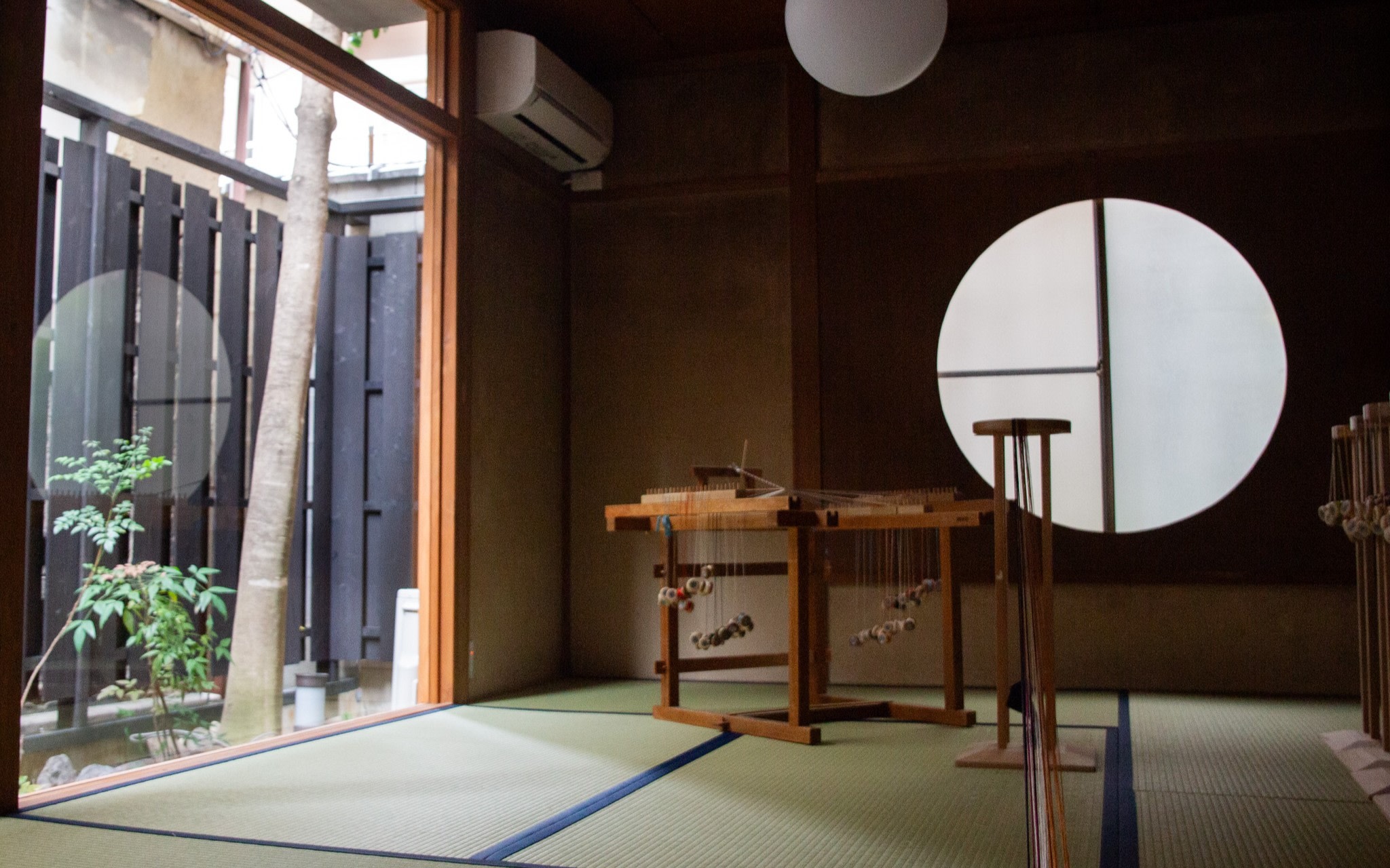 Kumihimo Braiding Workshop in a Traditional Atelier in Kyoto