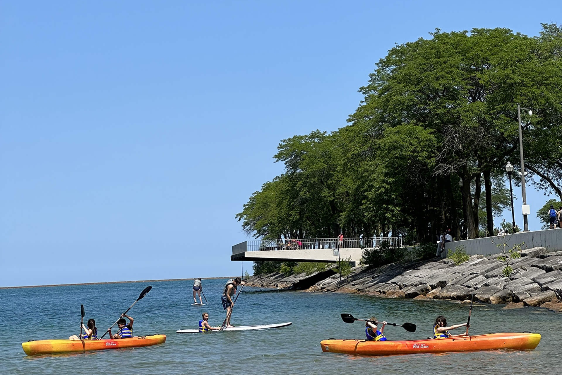 密歇根湖日落皮划艇租賃體驗 (Sunset Kayak Rental Experience on Lake Michigan)