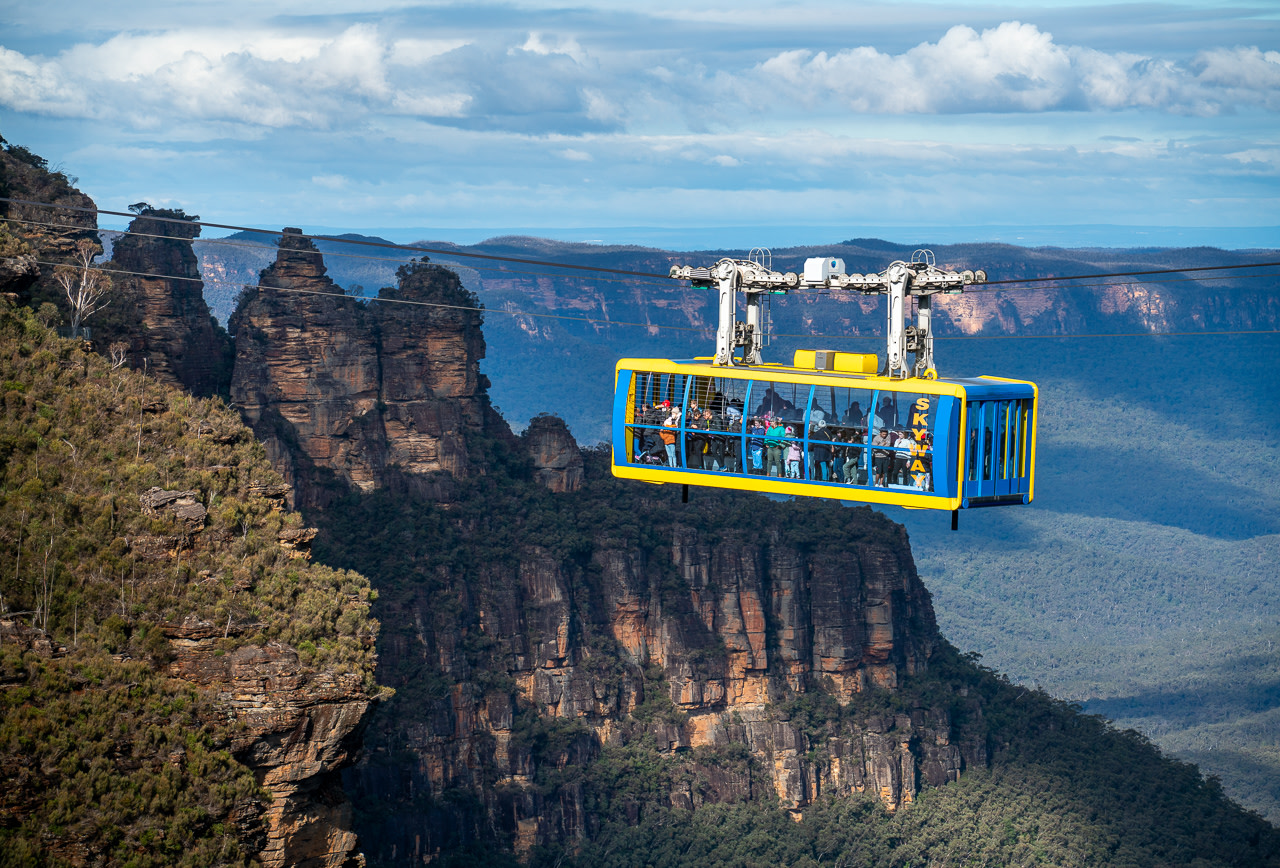 Scenic World & Blue Mountains National Park One-day Wildlife & Sightseeing Tour