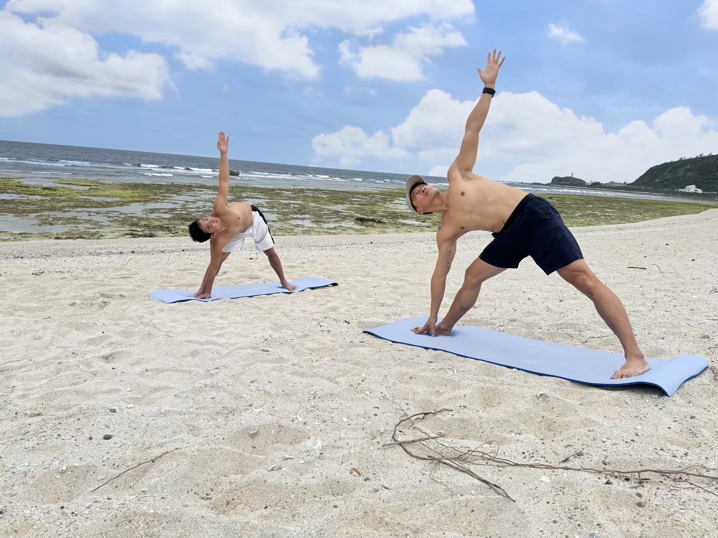 Taitung: Soothing Yoga Experience on Green Island Beach