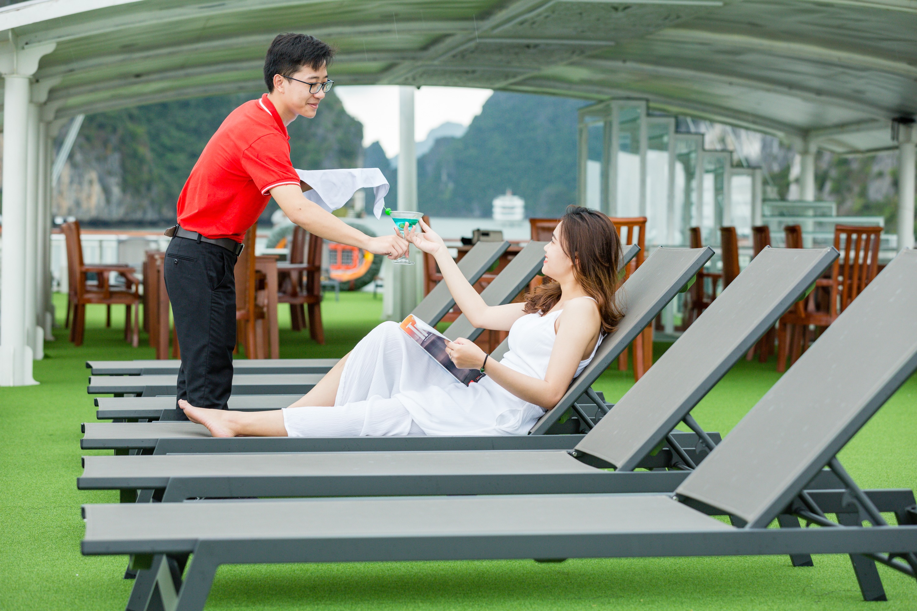 【新路線】2天1夜 下龍灣 & 蘭哈灣遊船探索之旅（Calypso Cruise提供）