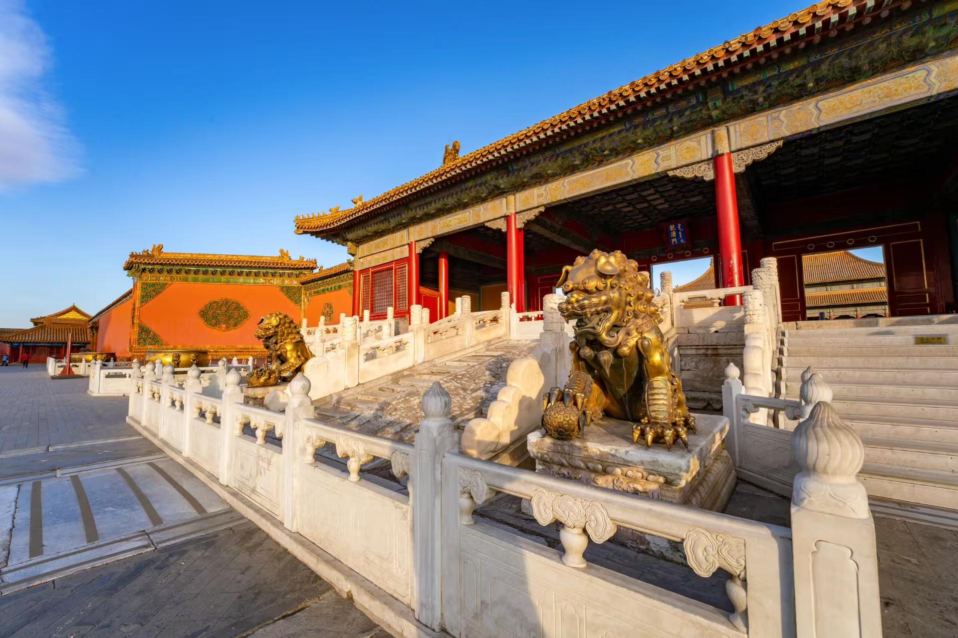 北京五日遊&穿越紫禁城(故宮+恭王府+什剎海+八達嶺長城+非遺文化表演+鳥巢+國家速滑館+天壇公園+頤和園+圓明園+體驗老北京地道美食)