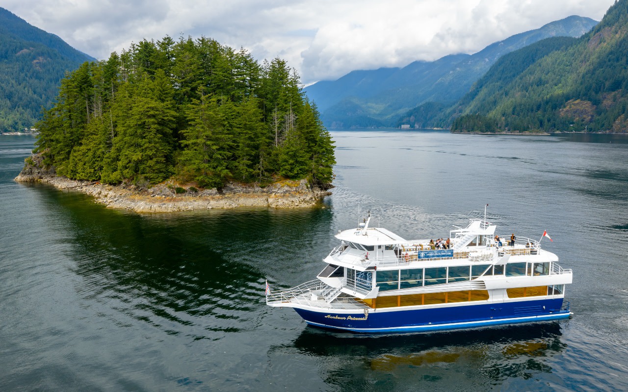 Evening Cruise in Vancouver With Dinner 
