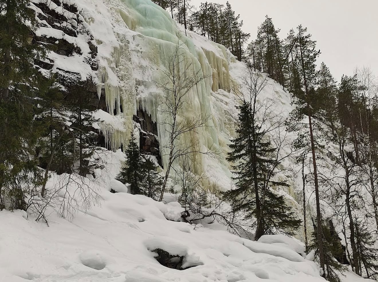 Korouoma Half-day Waterfall & Nature Tour