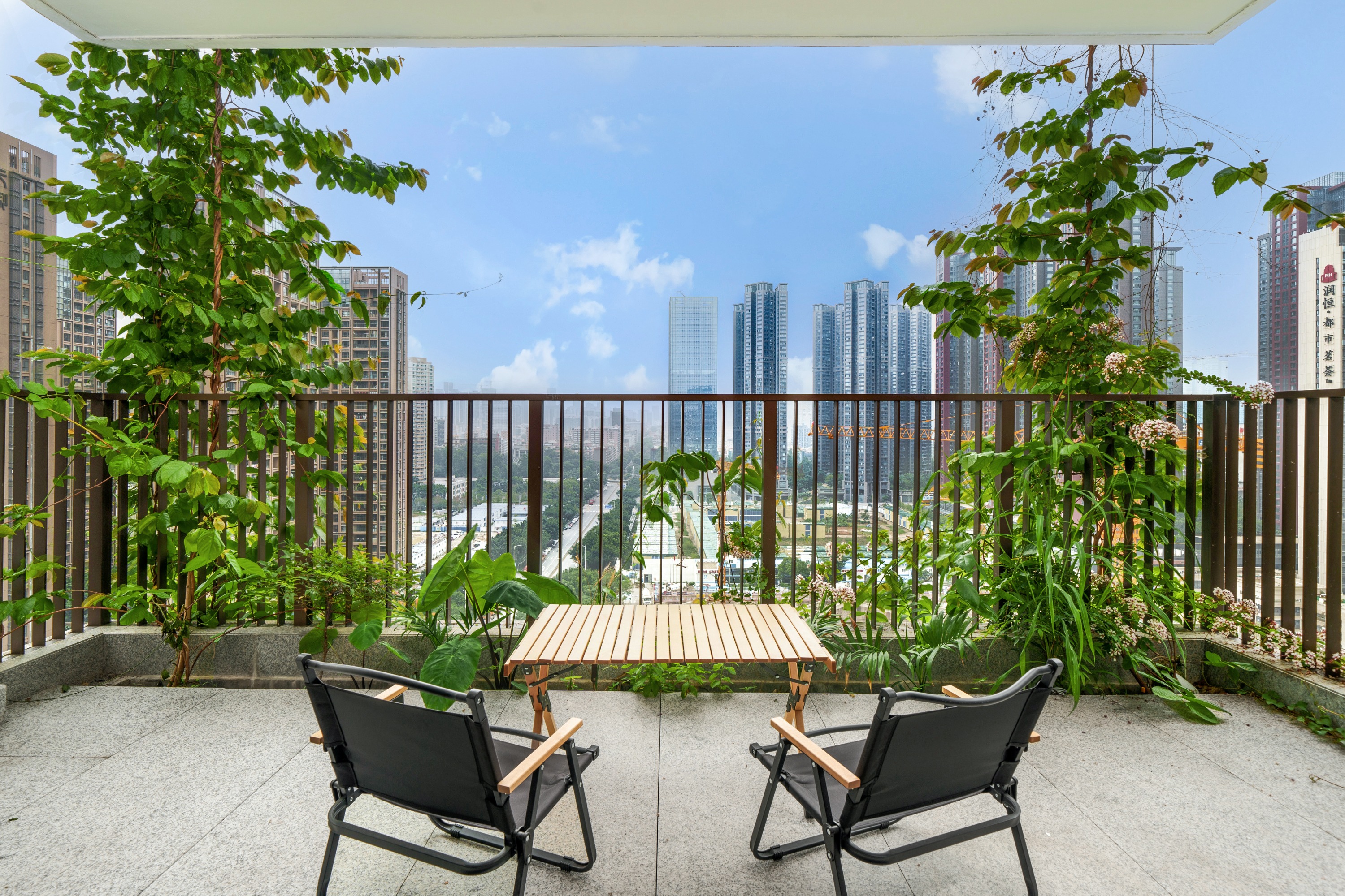 Garden view Balcony view