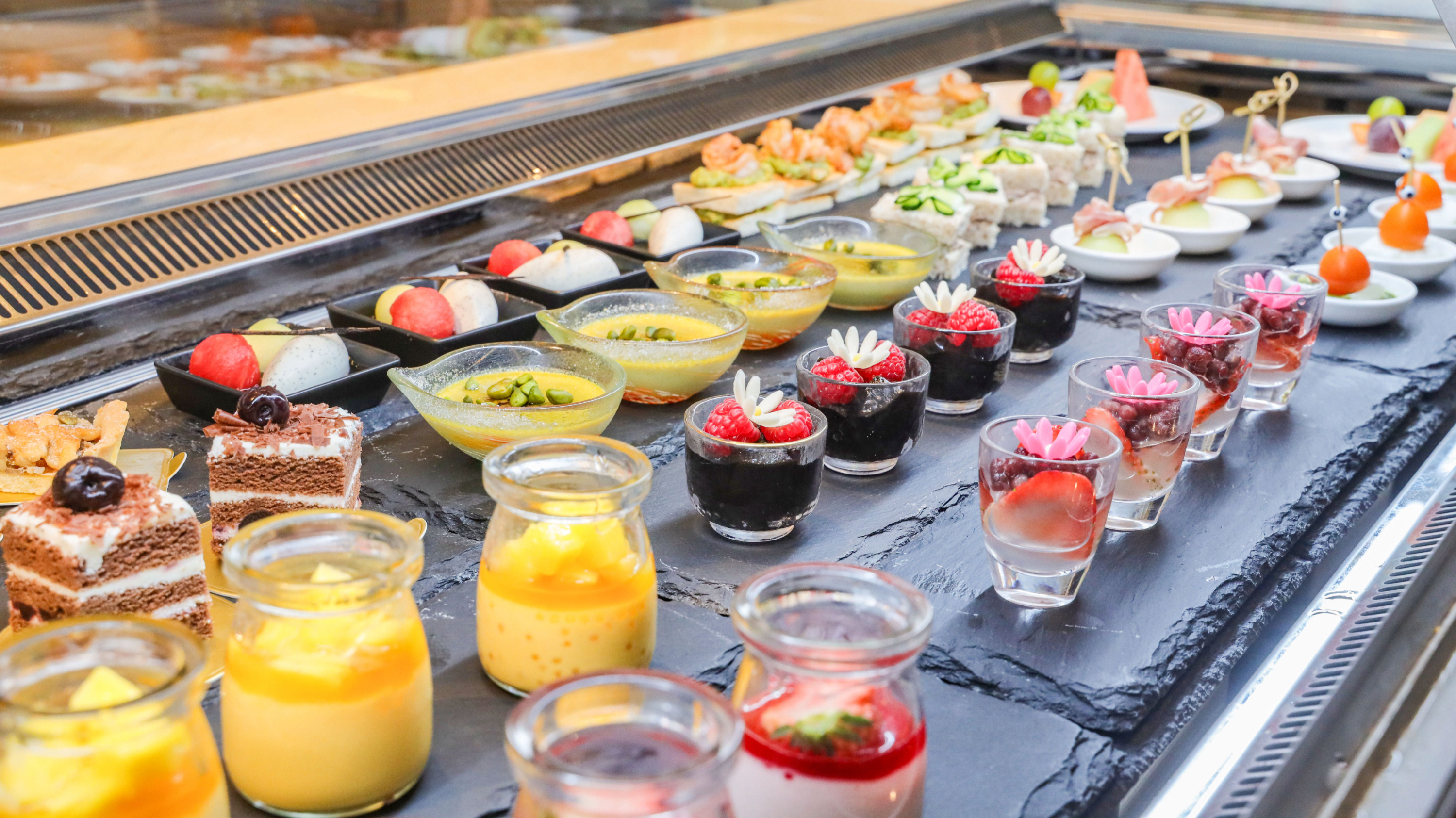 【Near Shenzhen Bay Port】DoubleTree by Hilton Hotel & Residences Shenzhen Nanshan Accommodation Package | Hilton Group | Free Suite Upgrade for Some Products on Weekends