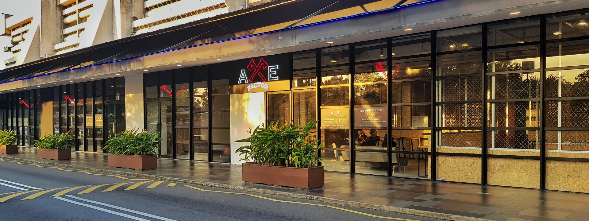 Axe Throwing Experience in Singapore HyperAir