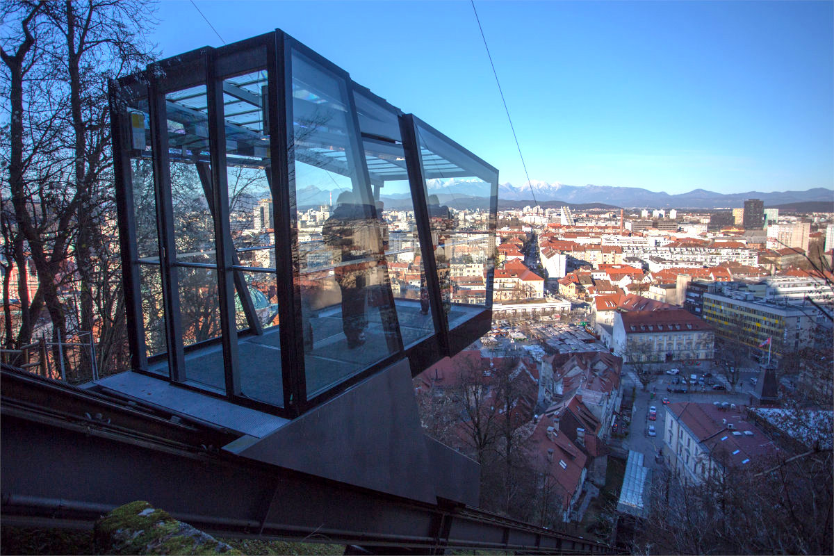 (Free eSIM) Ljubljana: Guided Castle Tour With Funicular Ride