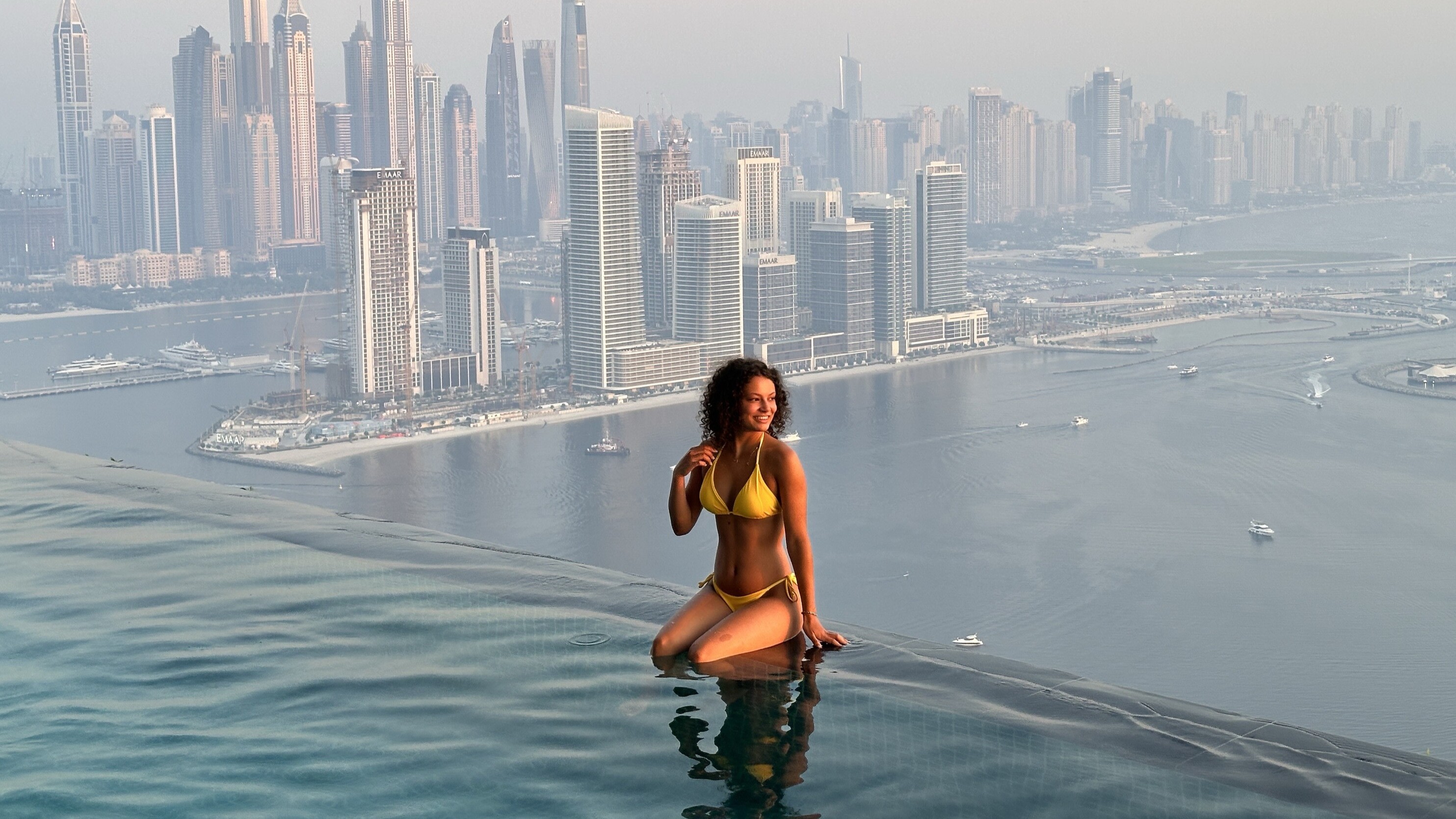 Dubai's Elite Experience: Sky Pool and Palm Observatory