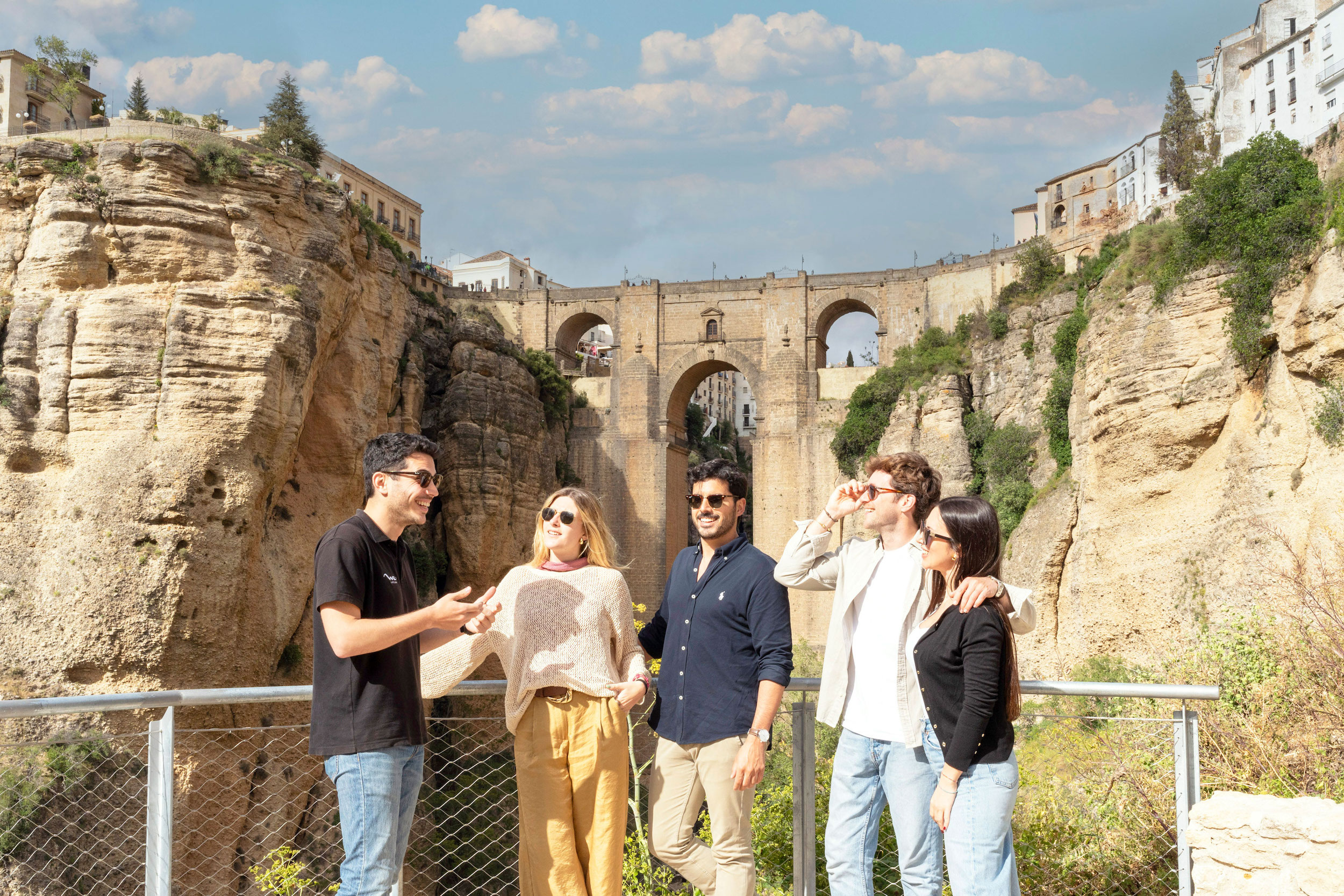 Three Cities in One Day: Córdoba, White Villages and Ronda from Sevi
