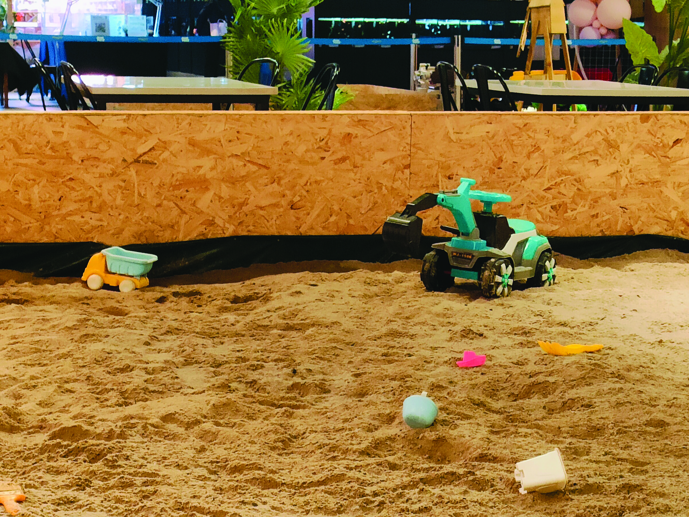 兒童玩沙區 兒童玩沙區