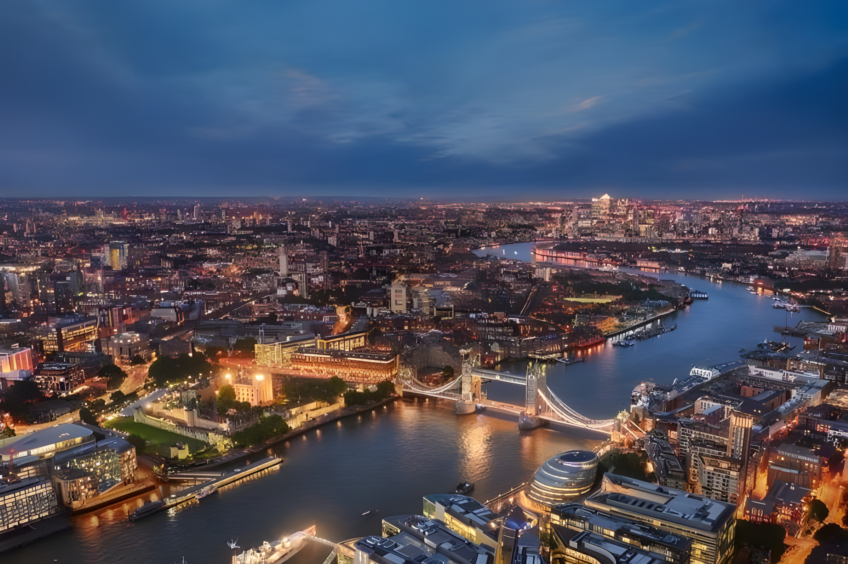 Marvel at iconic landmarks like Tower Bridge and St. Paul’s from above