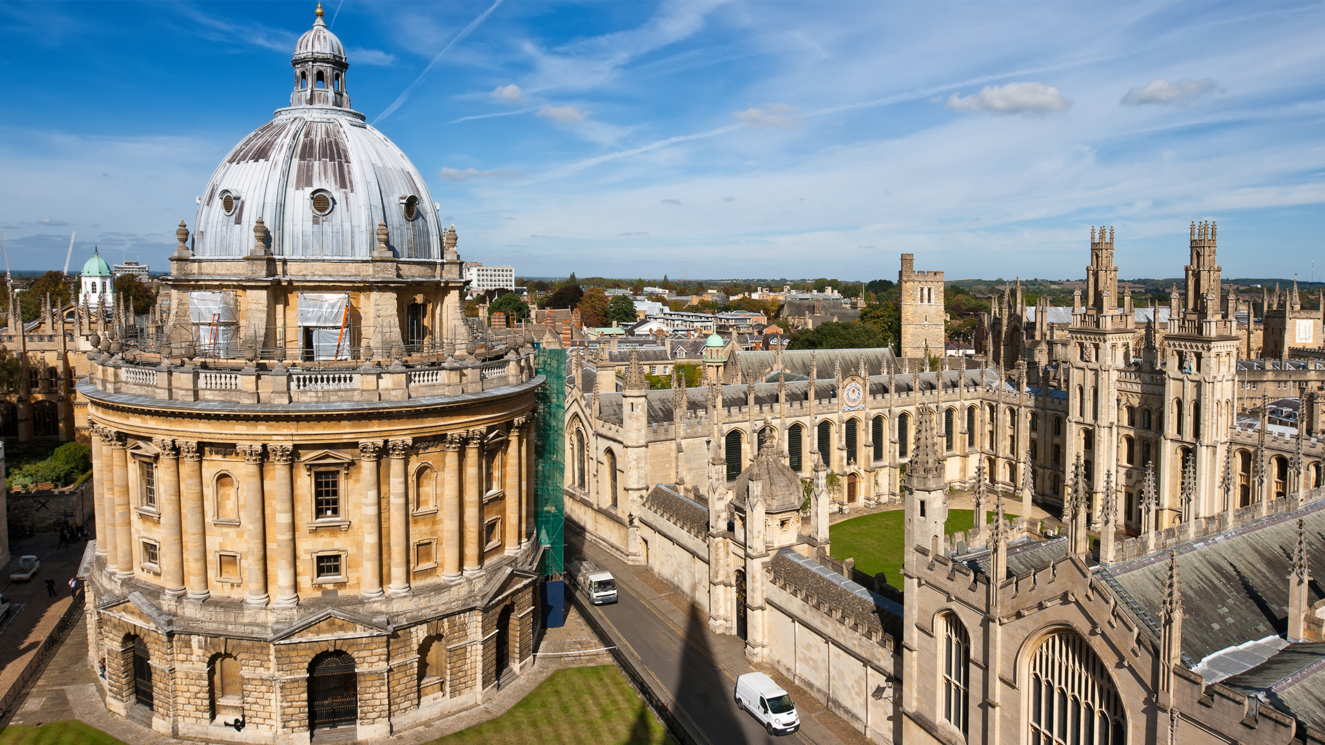 Optional tour: 1. One-day tour of Cotswolds/2. One-day tour of Cotswolds + Clarkson Farm + Oxford + Bicester Village | Chinese-only tour | Family tour | Most beautiful village