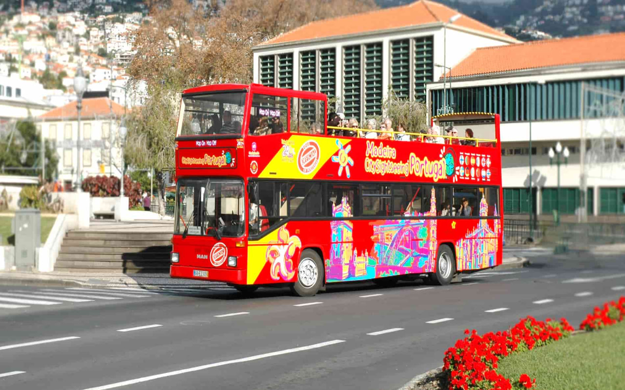 隨心所欲地探索貝倫 (Belem) 和阿爾法瑪 (Alfama) 等歷史街區。
