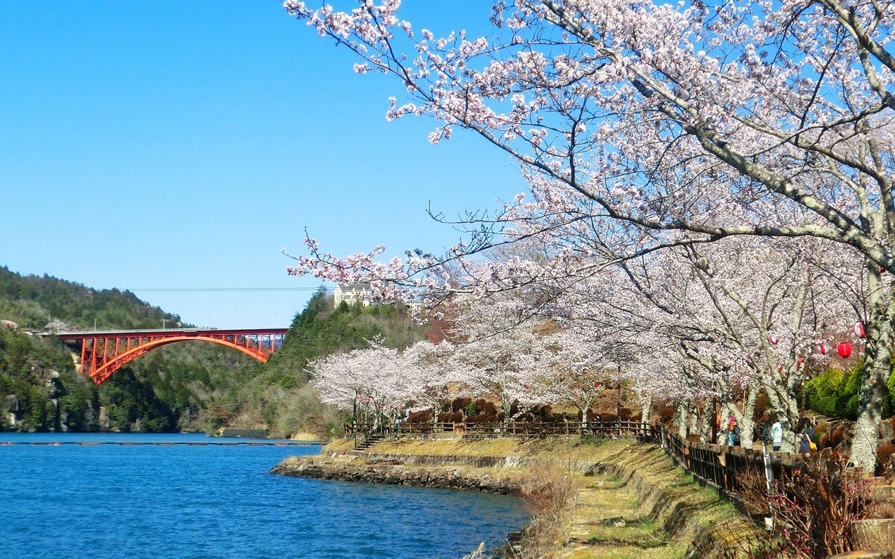Nagoya Magome & Tsumago Edo Period Full-Day Tour with Guide