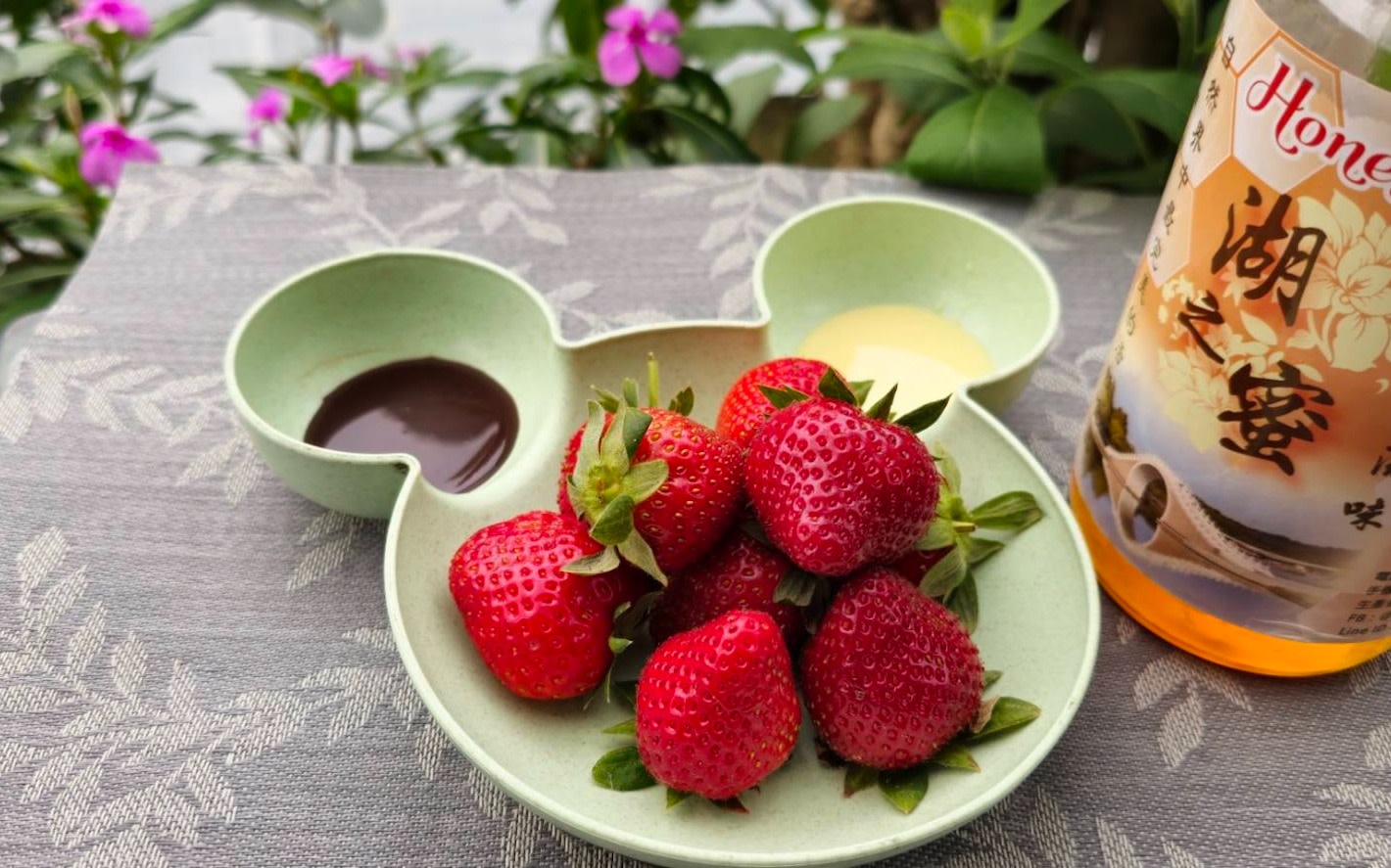 Donglin Strawberry Farm Fresh Fruit Picking & Handmade DIY Experience