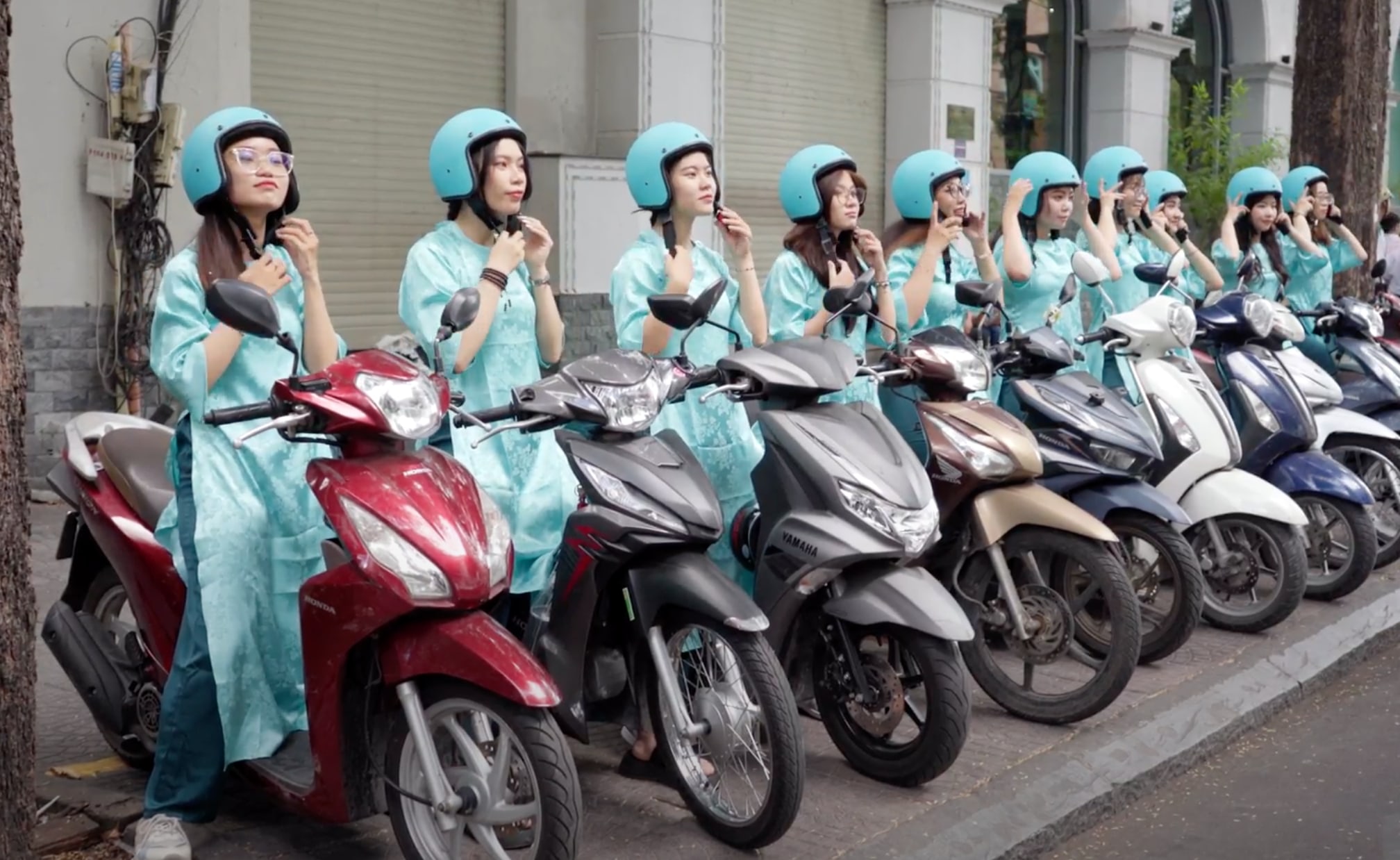 胡志明市街頭小吃機車巡禮